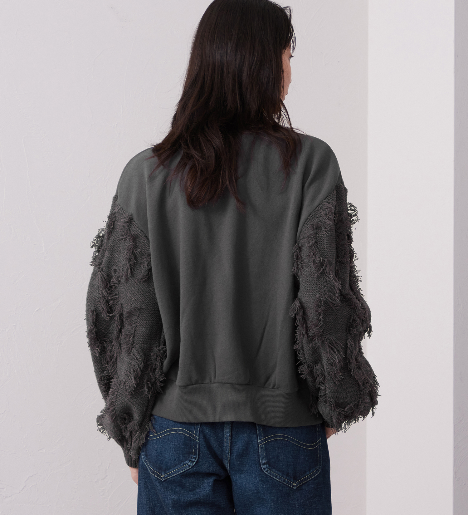 Lee(リー)のKNITPANEL SWEAT CARDIGAN/ニットパネルスウェットカーディガン|トップス/スウェット/レディース|チャコール