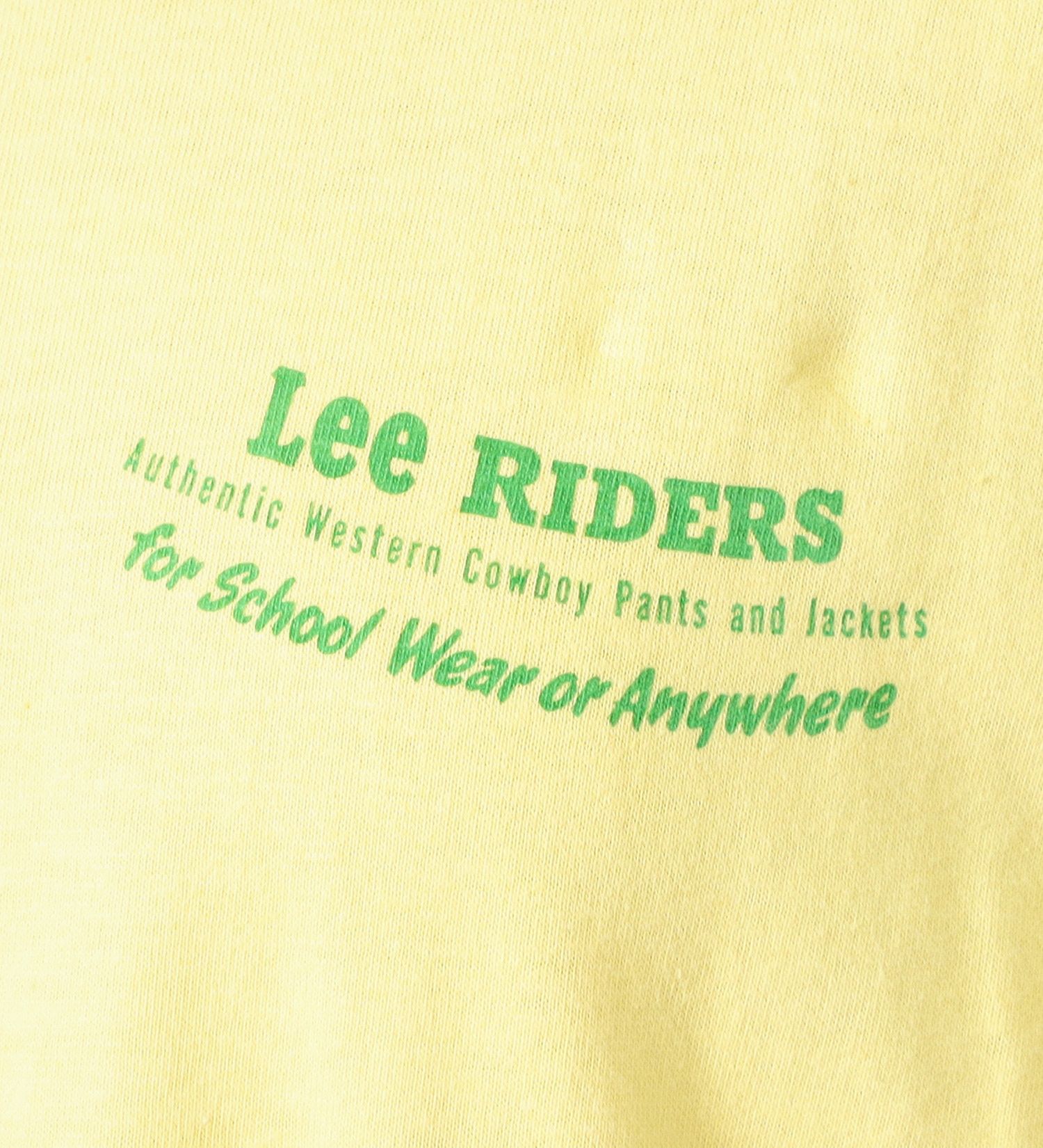 Lee(リー)のLee ロゴ プリント ハーフスリーブTee|トップス/Tシャツ/カットソー/レディース|イエロー