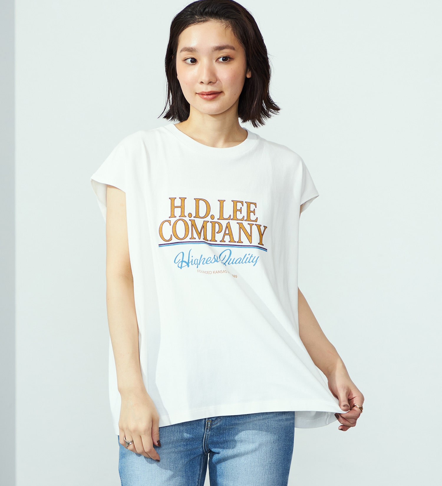 Lee(リー)の【二の腕細見え】ノースリーブプリントTシャツ|トップス/Tシャツ/カットソー/レディース|ホワイト