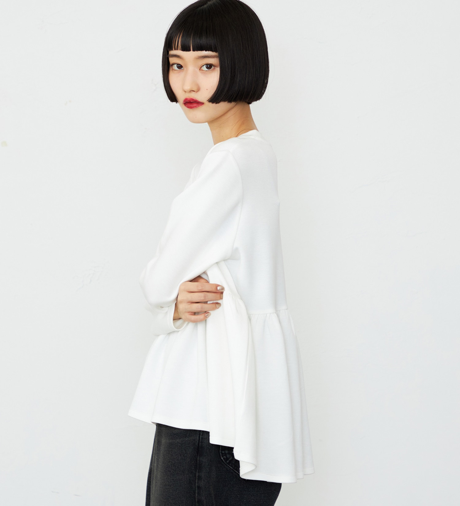 Lee(リー)のペプラムプルオーバー ダンボールニット|トップス/ニット/セーター/レディース|オフホワイト