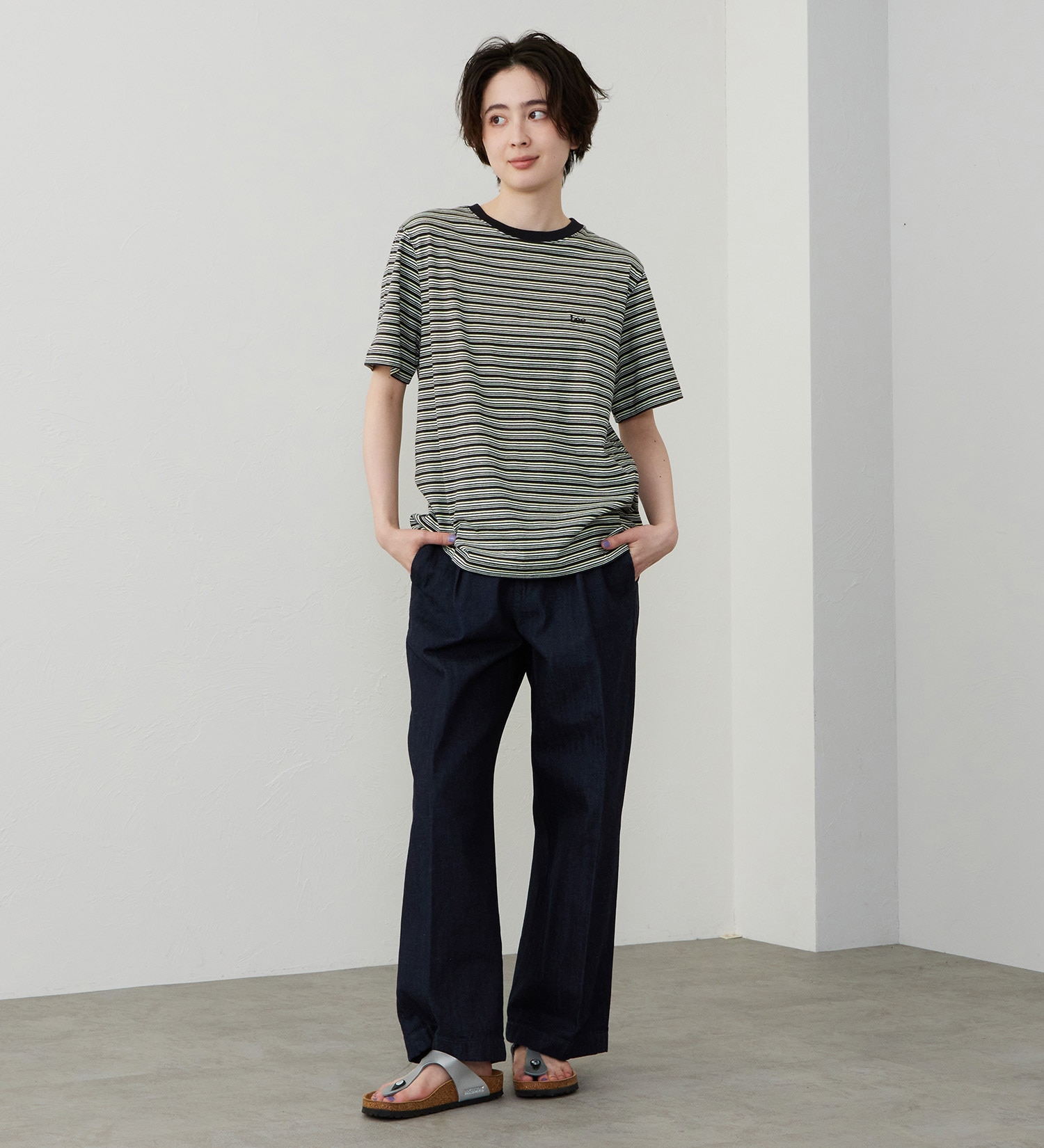 Lee(リー)のマルチボーダーTシャツ|トップス/Tシャツ/カットソー/レディース|チャコール