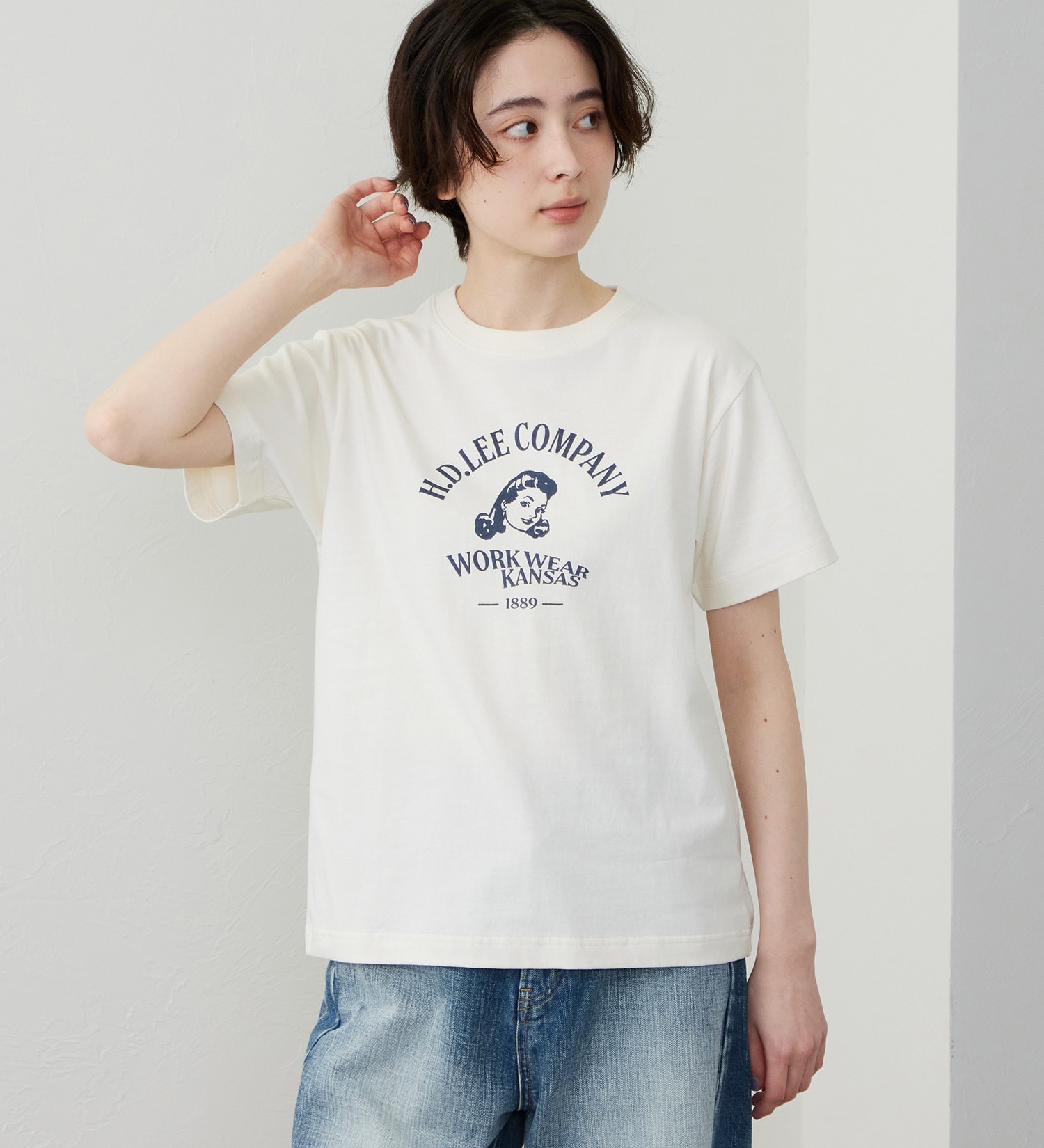 Lee(リー)のロゴハーフスリーブTシャツ|トップス/Tシャツ/カットソー/レディース|ホワイト