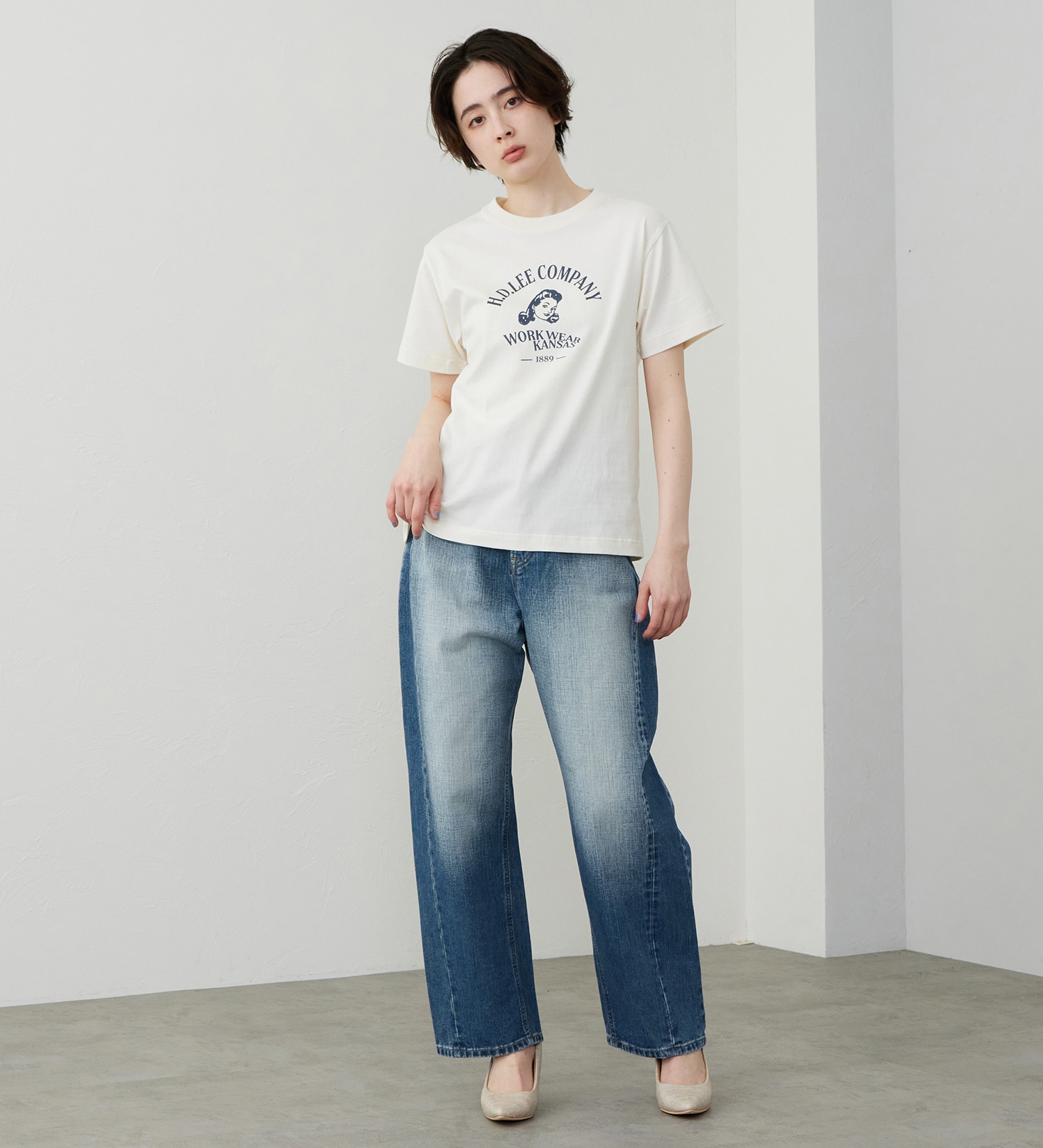 Lee(リー)のロゴハーフスリーブTシャツ|トップス/Tシャツ/カットソー/レディース|ホワイト