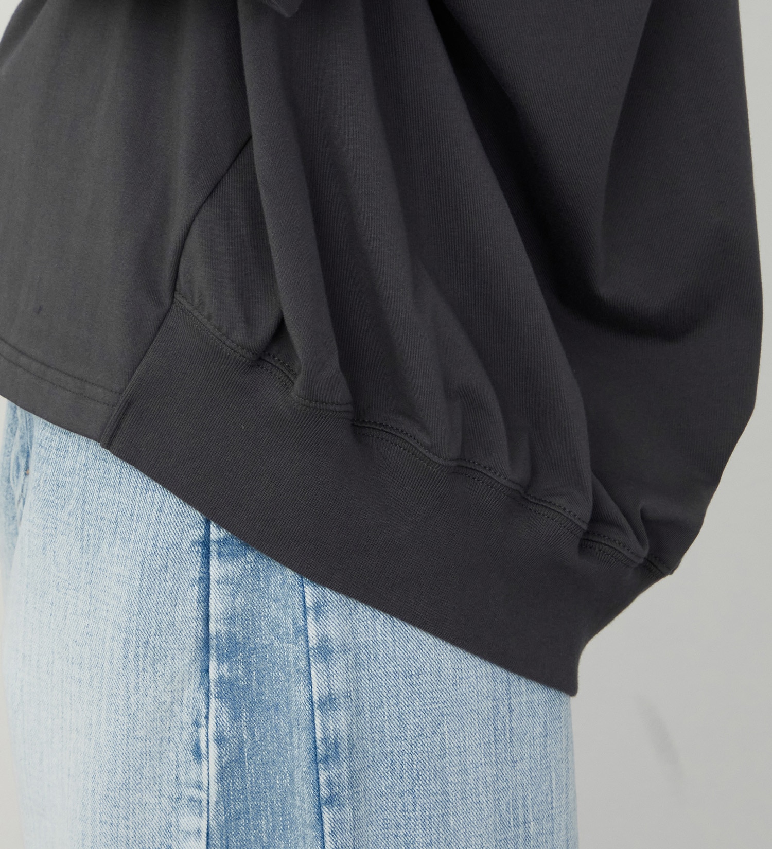 Lee(リー)のコクーンTシャツ【体型カバー】|トップス/Tシャツ/カットソー/レディース|チャコール