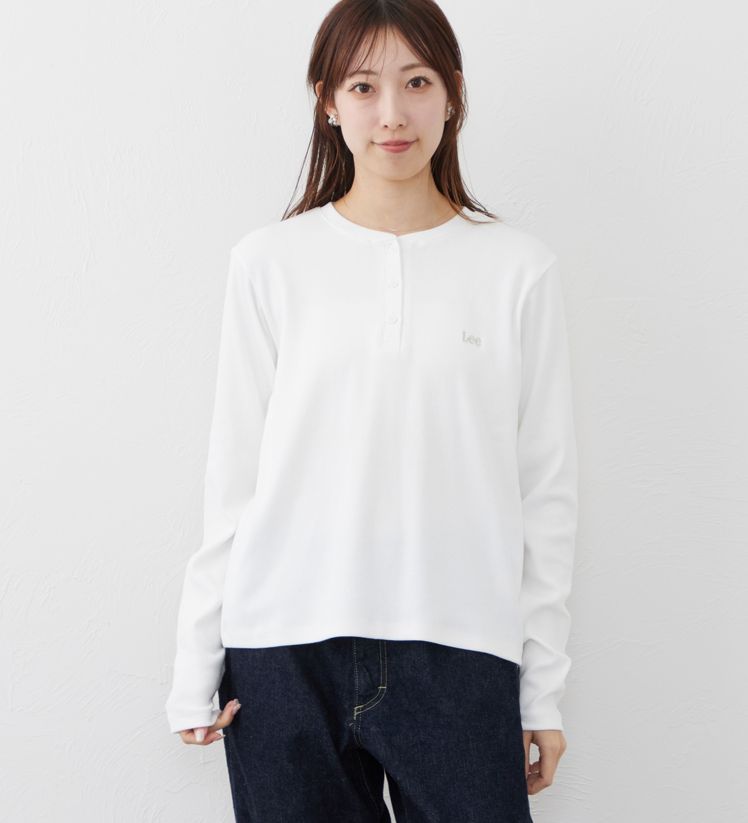 Lee(リー)のEMBROYDERY TEE/刺繍長袖Tシャツ|トップス/Tシャツ/カットソー/レディース|ホワイト
