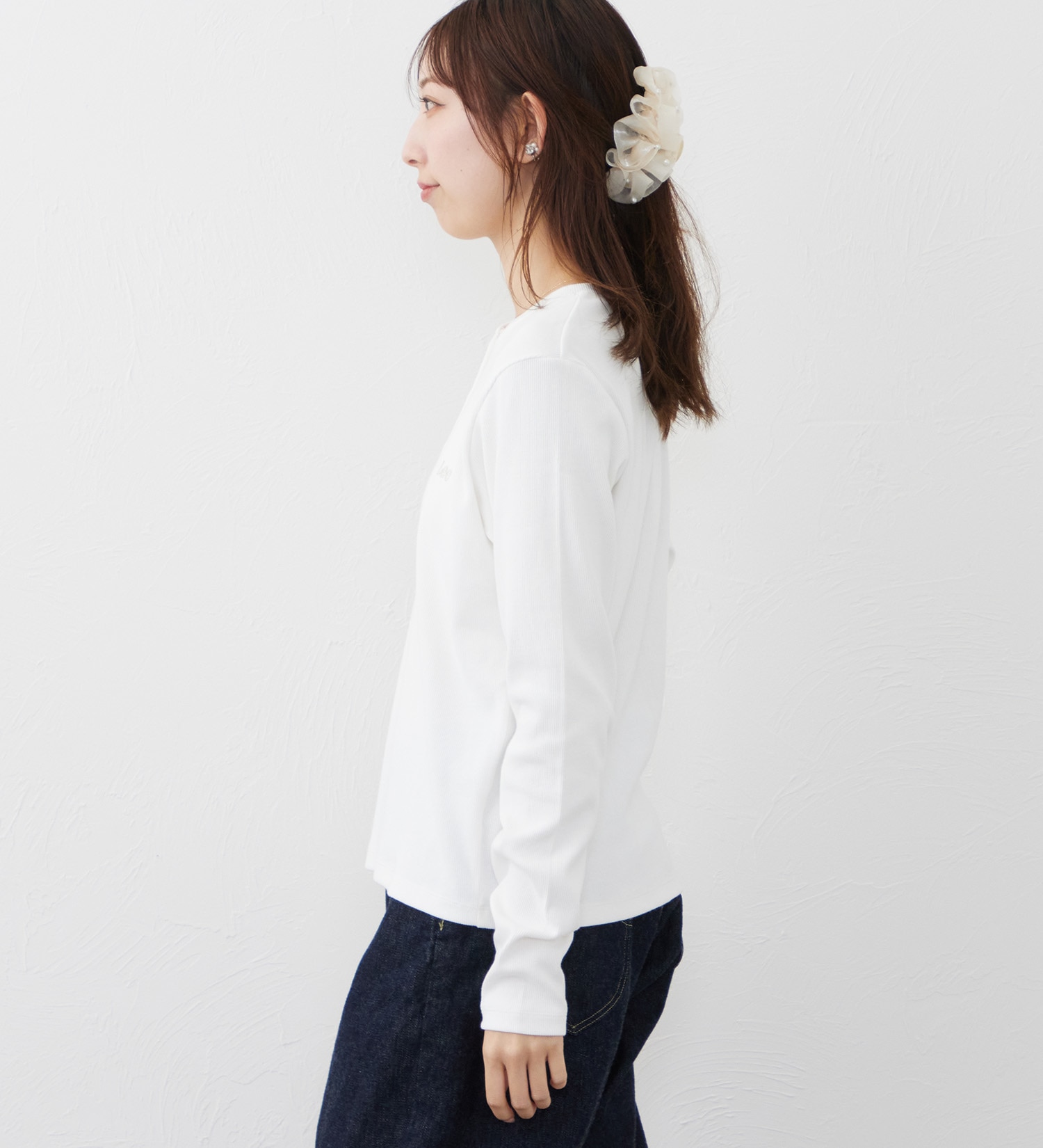 Lee(リー)のEMBROYDERY TEE/刺繍長袖Tシャツ|トップス/Tシャツ/カットソー/レディース|ホワイト