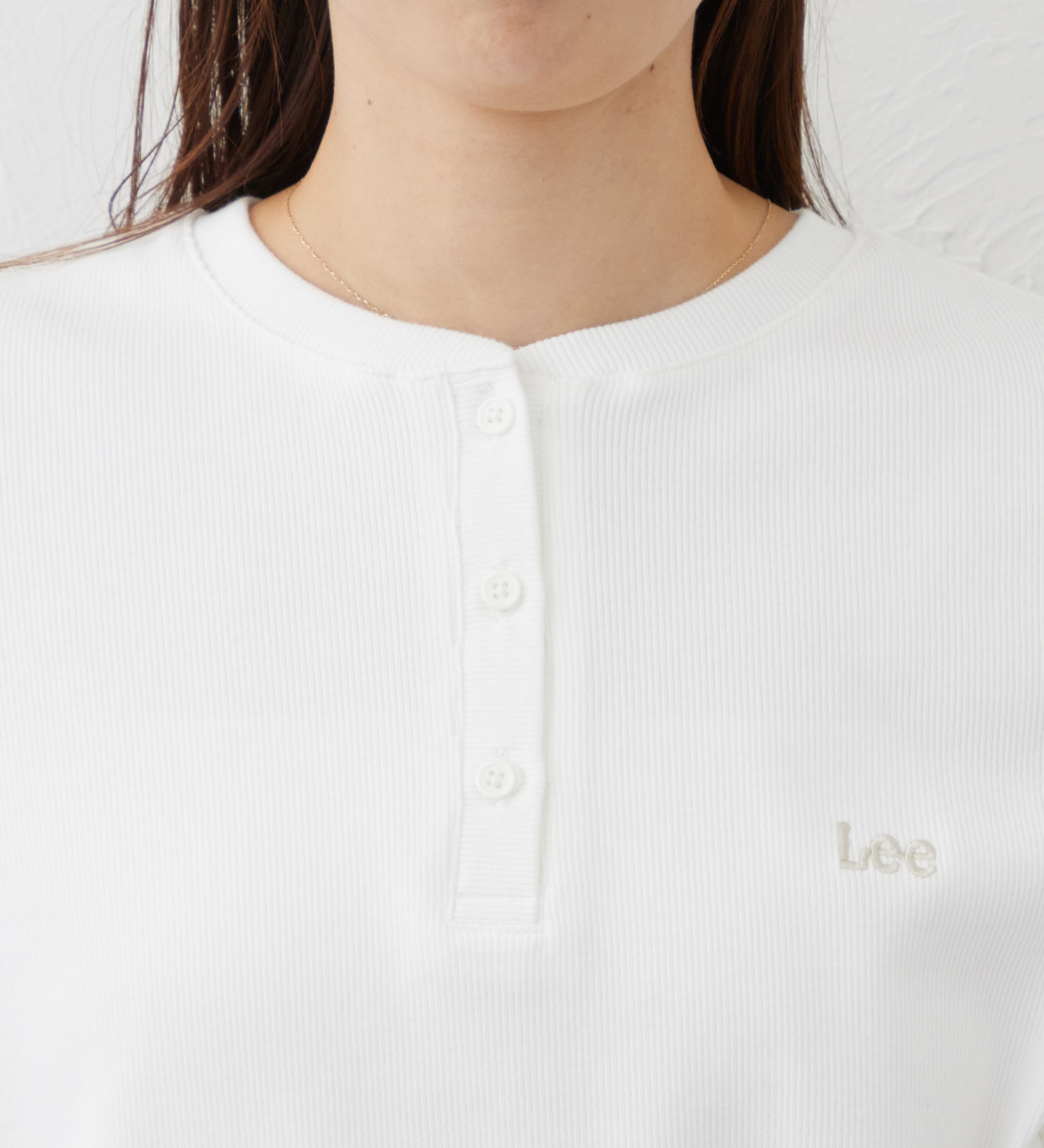 Lee(リー)のEMBROYDERY TEE/刺繍長袖Tシャツ|トップス/Tシャツ/カットソー/レディース|ホワイト