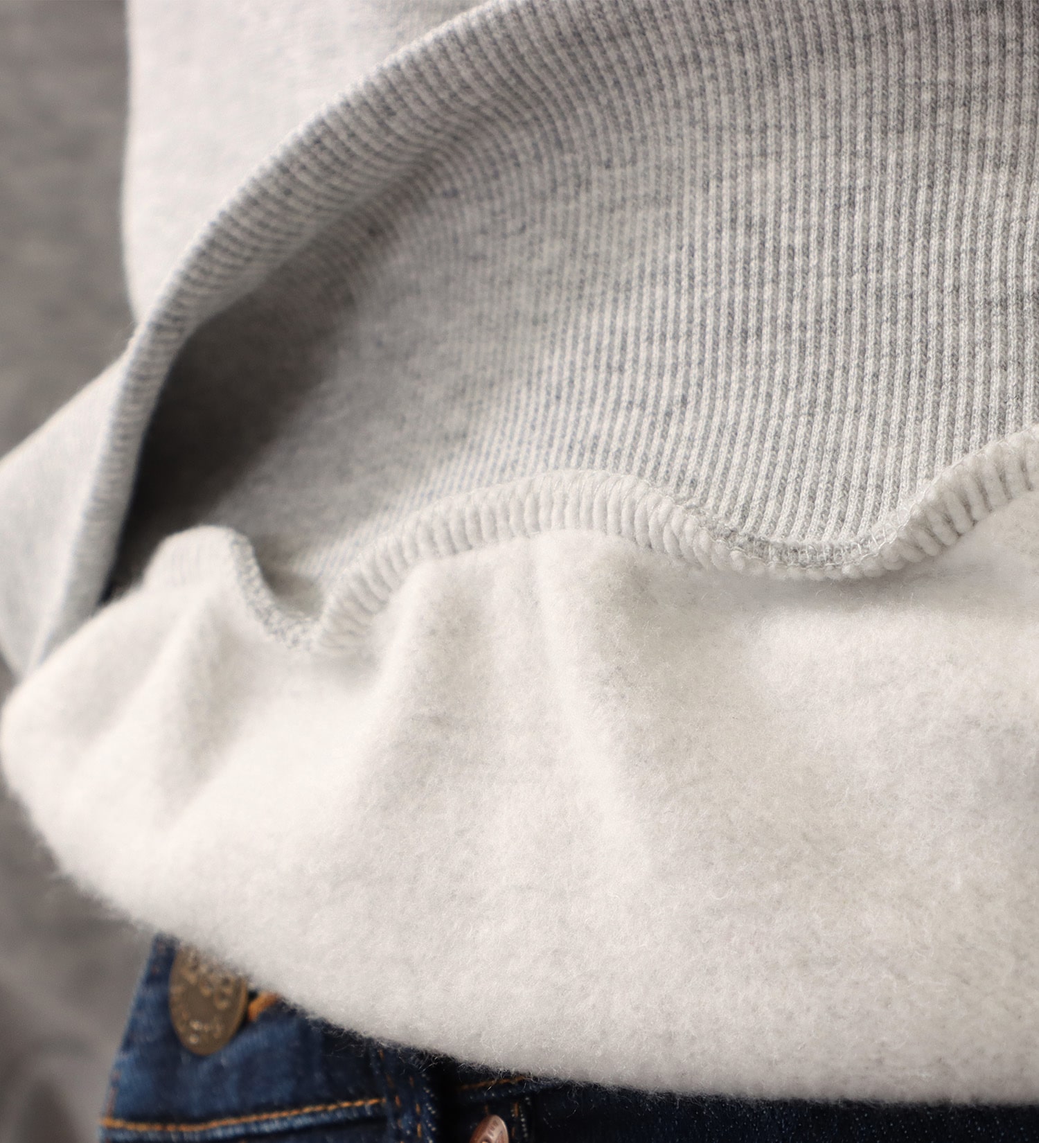 Lee(リー)のTURTLENECK SHORT SWEAT/タートルネックショートスウェット|トップス/スウェット/レディース|グリーン