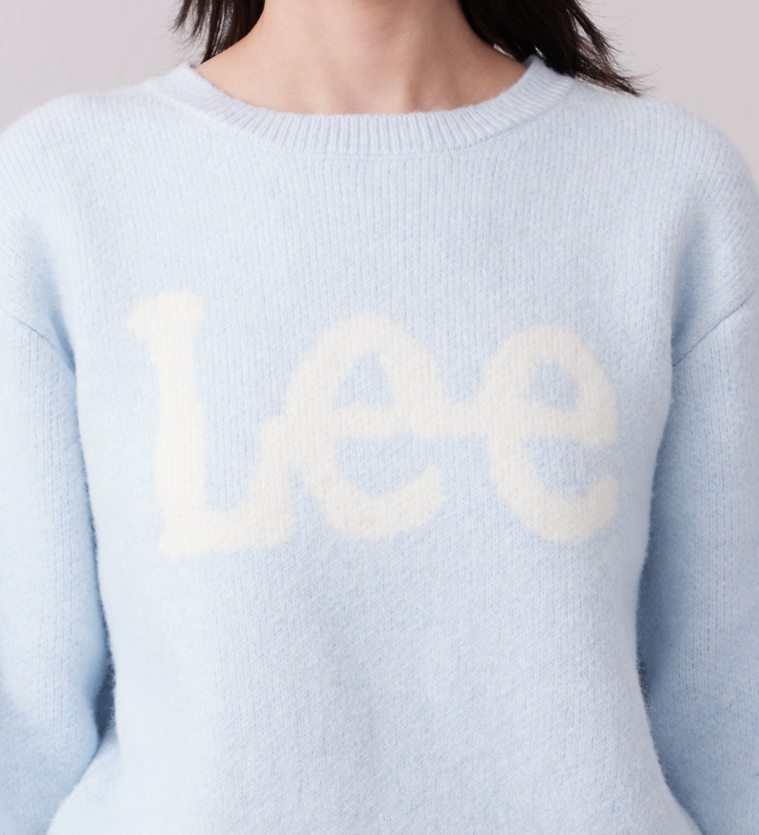 Lee(リー)のKNIT LeeLOGO SWEATER / ニットリーロゴセーター|トップス/ニット/セーター/レディース|ブルー