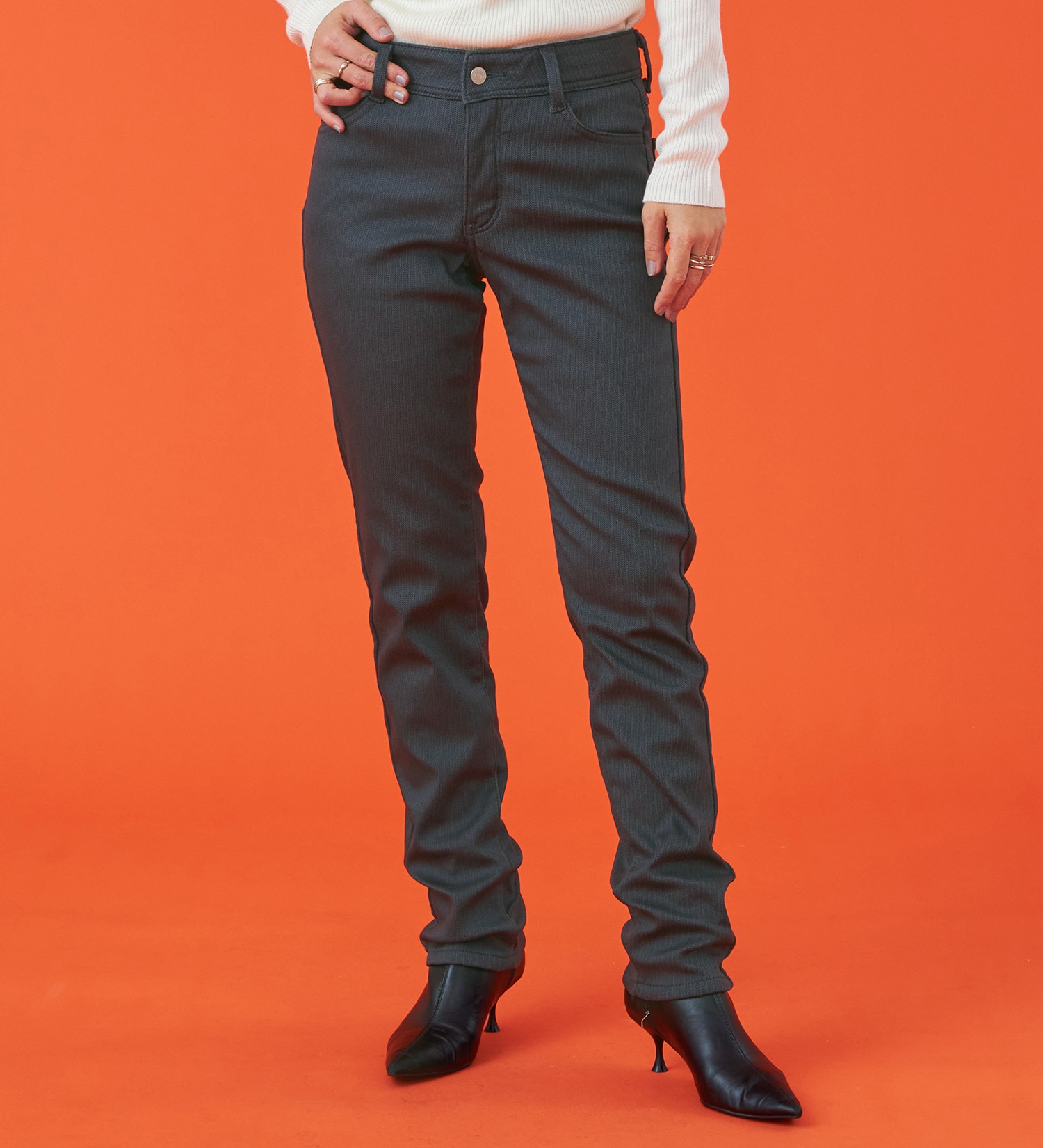 EDWIN(エドウイン)の【予約P】EDWIN LADIES 『裏フリースであったかい。』インターナショナルベーシックBODY FIREゆったりストレートデニムパンツ【冬用】【暖】|パンツ/パンツ/レディース|グレー
