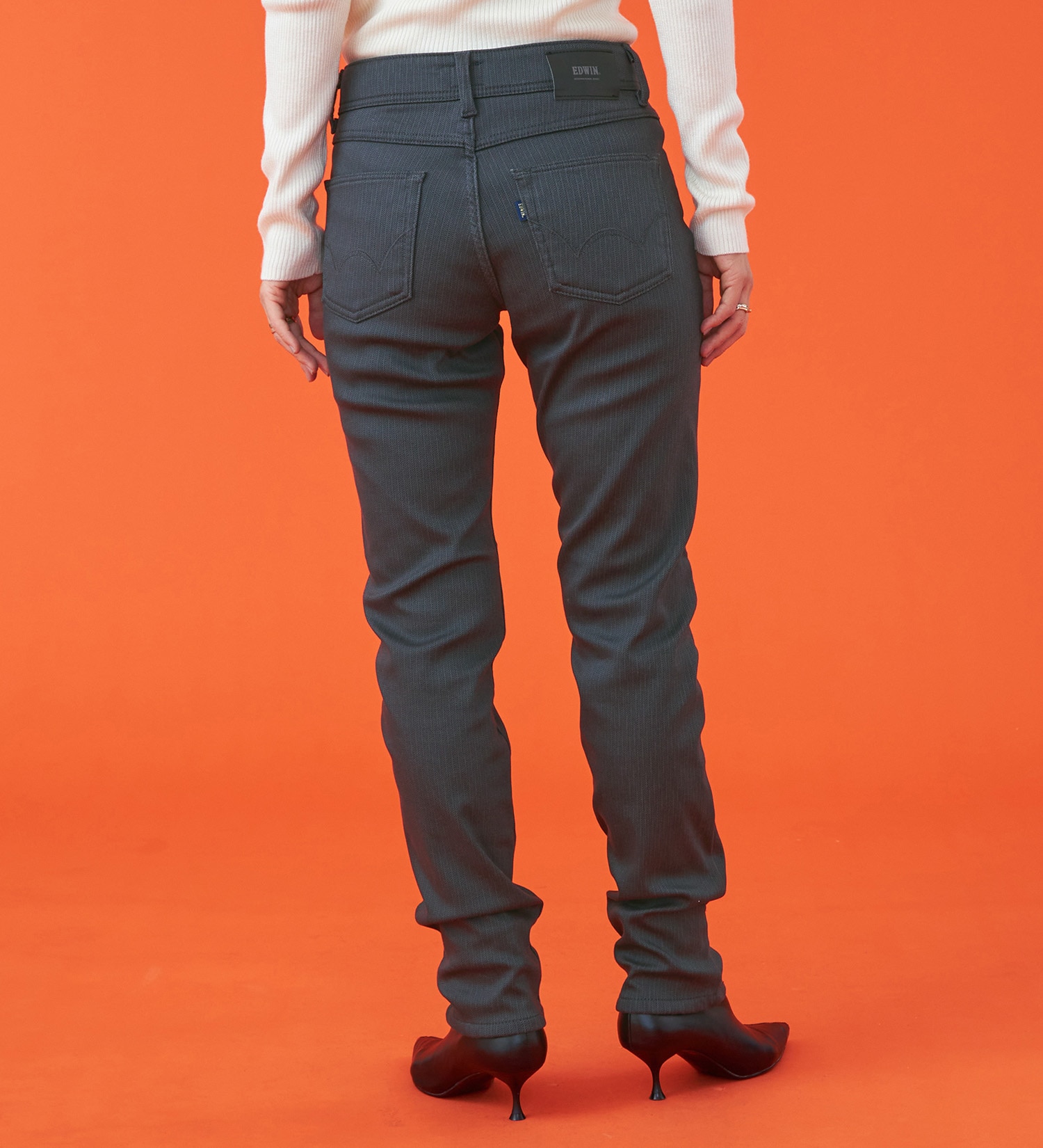 EDWIN(エドウイン)の【予約P】EDWIN LADIES 『裏フリースであったかい。』インターナショナルベーシックBODY FIREゆったりストレートデニムパンツ【冬用】【暖】|パンツ/パンツ/レディース|グレー