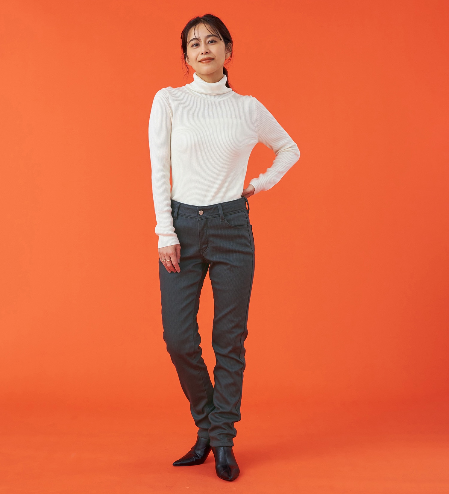 EDWIN(エドウイン)の【予約P】EDWIN LADIES 『裏フリースであったかい。』インターナショナルベーシックBODY FIREゆったりストレートデニムパンツ【冬用】【暖】|パンツ/パンツ/レディース|グレー