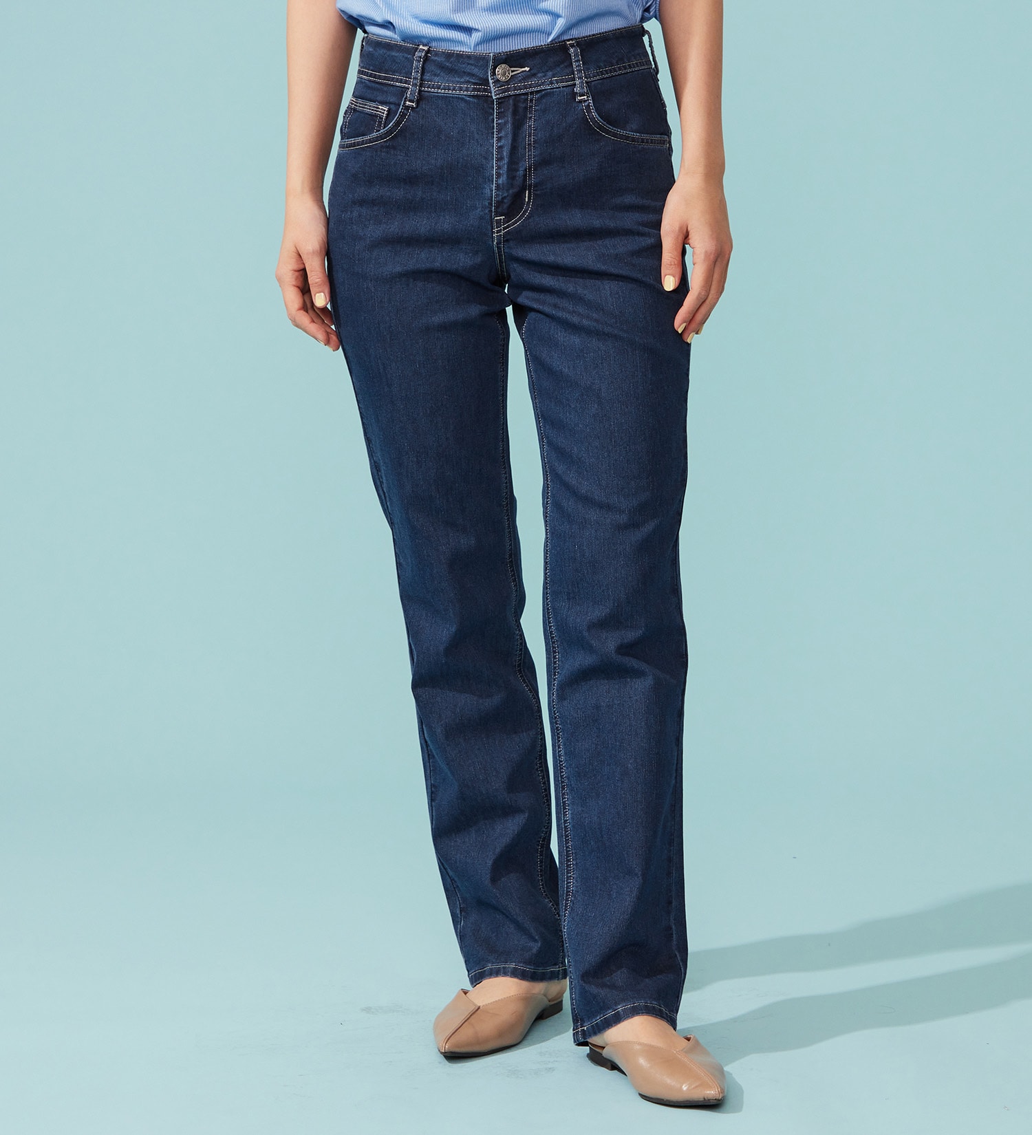 EDWIN(エドウイン)の【予約P】EDWIN LADIES インターナショナルベーシック COOL 股上深め 脚まわりゆったりストレートデニムパンツ【涼】|パンツ/デニム / ジーンズパンツ/レディース|中色ブルー