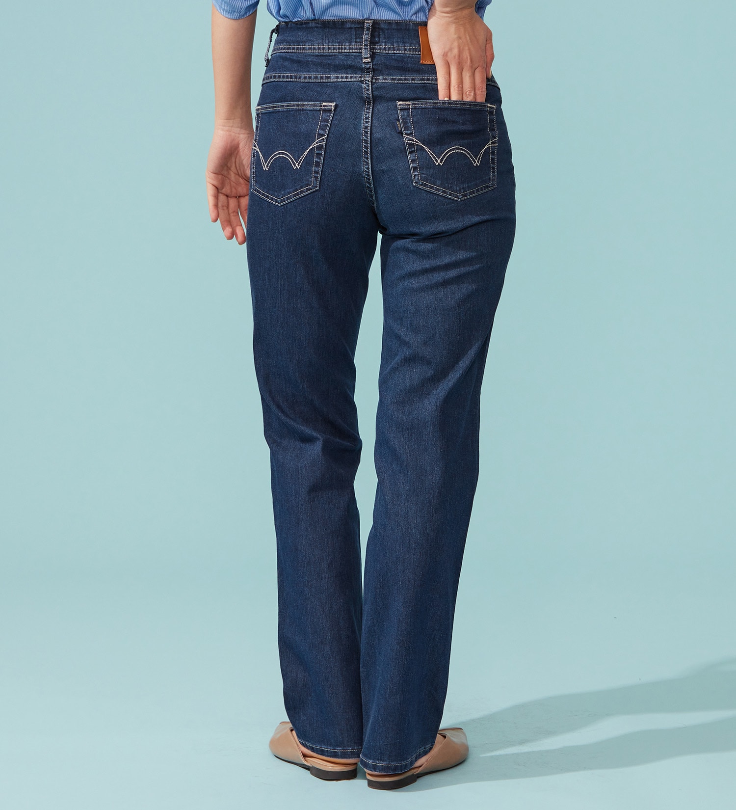 EDWIN(エドウイン)の【予約P】EDWIN LADIES インターナショナルベーシック COOL 股上深め 脚まわりゆったりストレートデニムパンツ【涼】|パンツ/デニム / ジーンズパンツ/レディース|中色ブルー