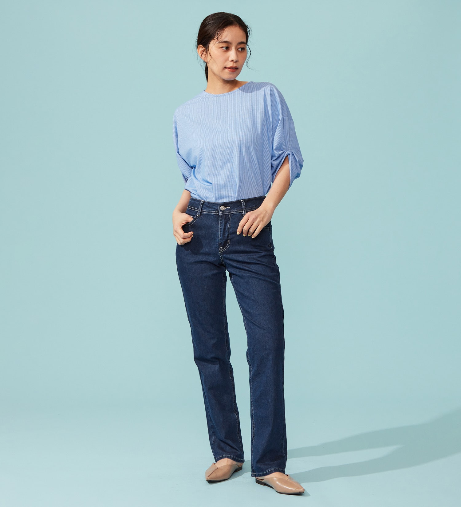 EDWIN(エドウイン)の【予約P】EDWIN LADIES インターナショナルベーシック COOL 股上深め 脚まわりゆったりストレートデニムパンツ【涼】|パンツ/デニム / ジーンズパンツ/レディース|中色ブルー