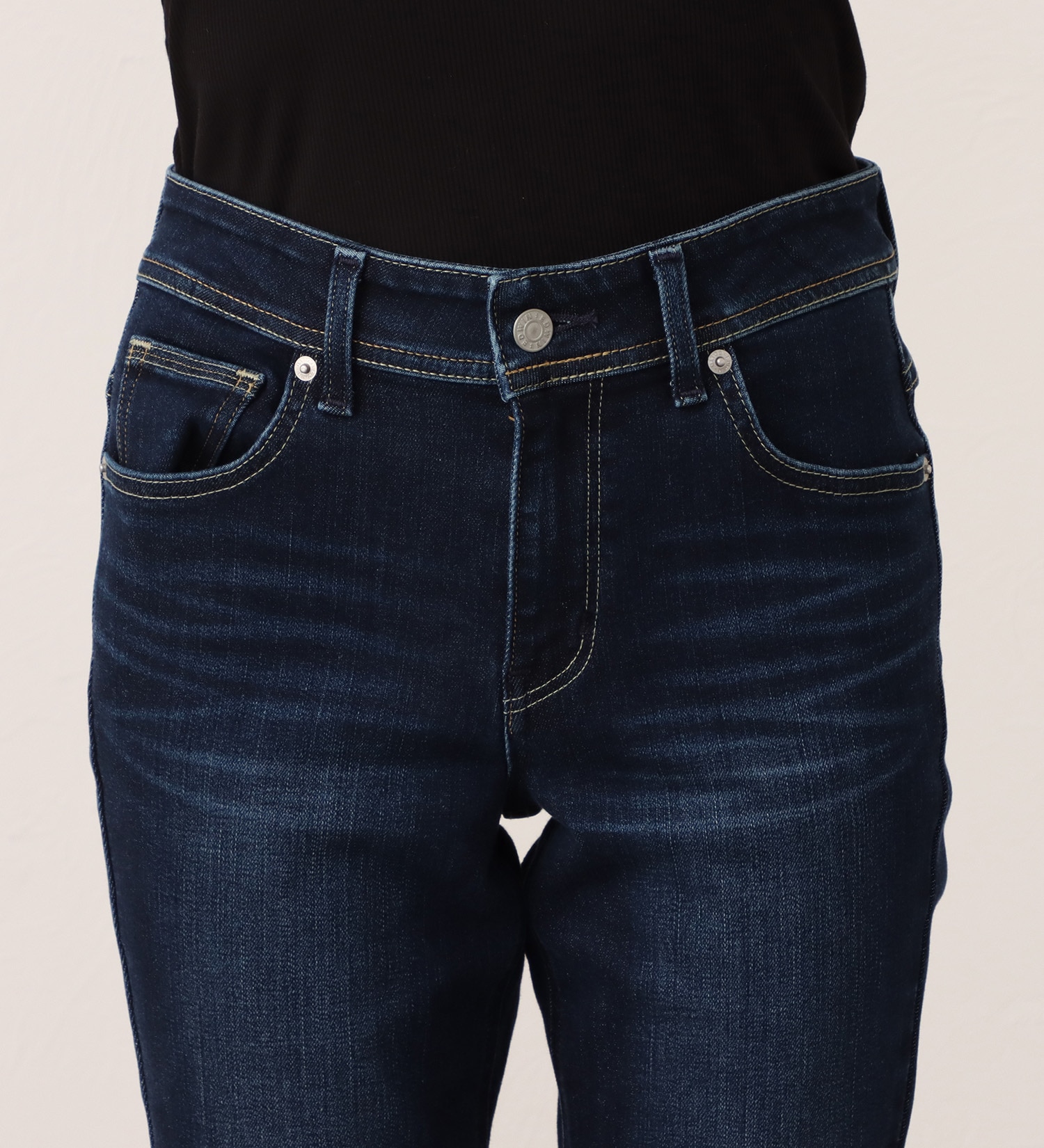 EDWIN(エドウイン)のEDWIN LADIES インターナショナルベーシック すっきりストレートデニムパンツ|パンツ/デニム / ジーンズパンツ/レディース|濃色ブルー