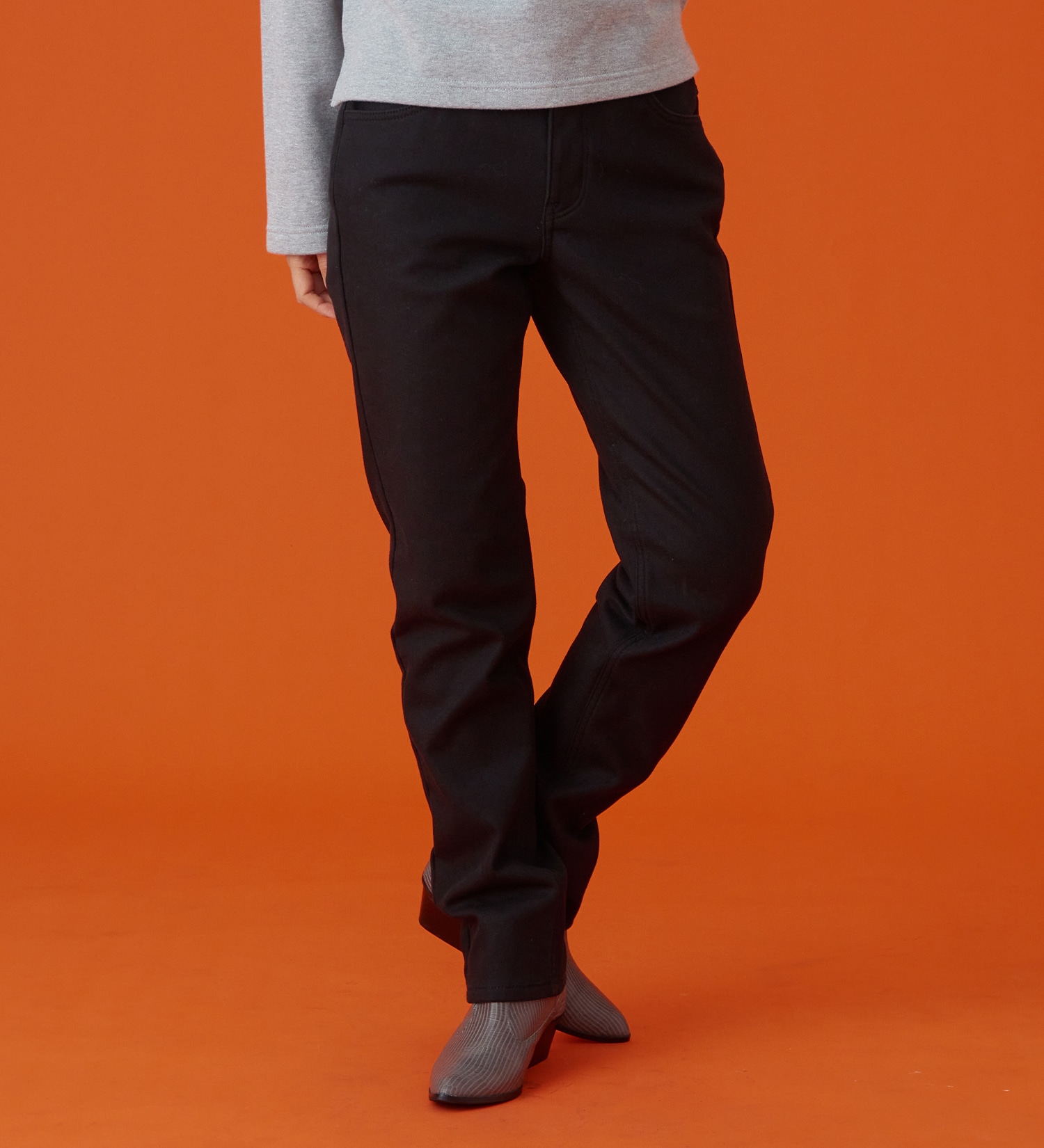 EDWIN(エドウイン)の【予約P】EDWIN LADIES インターナショナルベーシック  BODY FIREすっきりストレートデニムパンツ【暖/冬用】|パンツ/デニム / ジーンズパンツ/レディース|ブラック