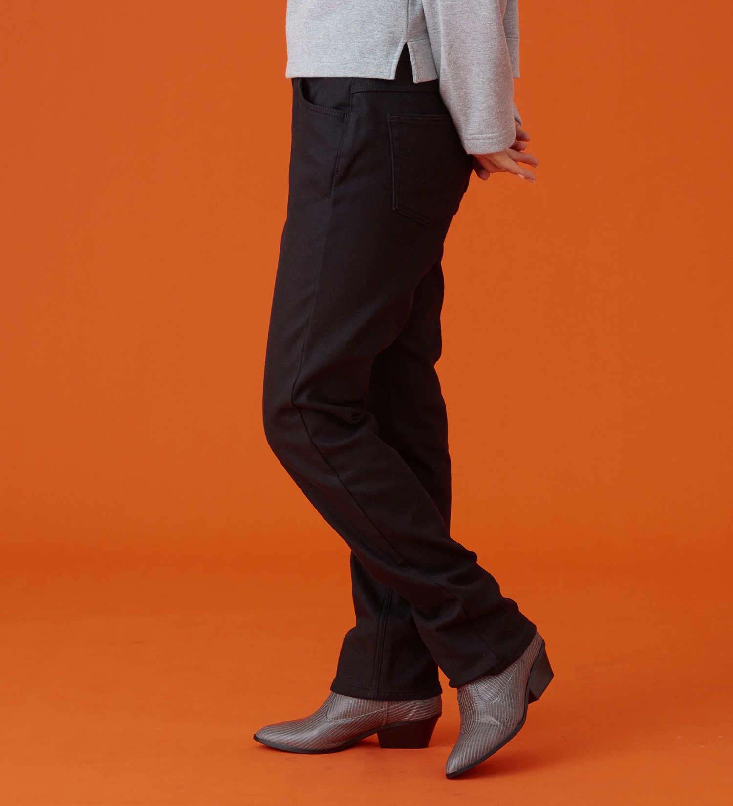 EDWIN(エドウイン)の【予約P】EDWIN LADIES インターナショナルベーシック  BODY FIREすっきりストレートデニムパンツ【暖/冬用】|パンツ/デニム / ジーンズパンツ/レディース|ブラック