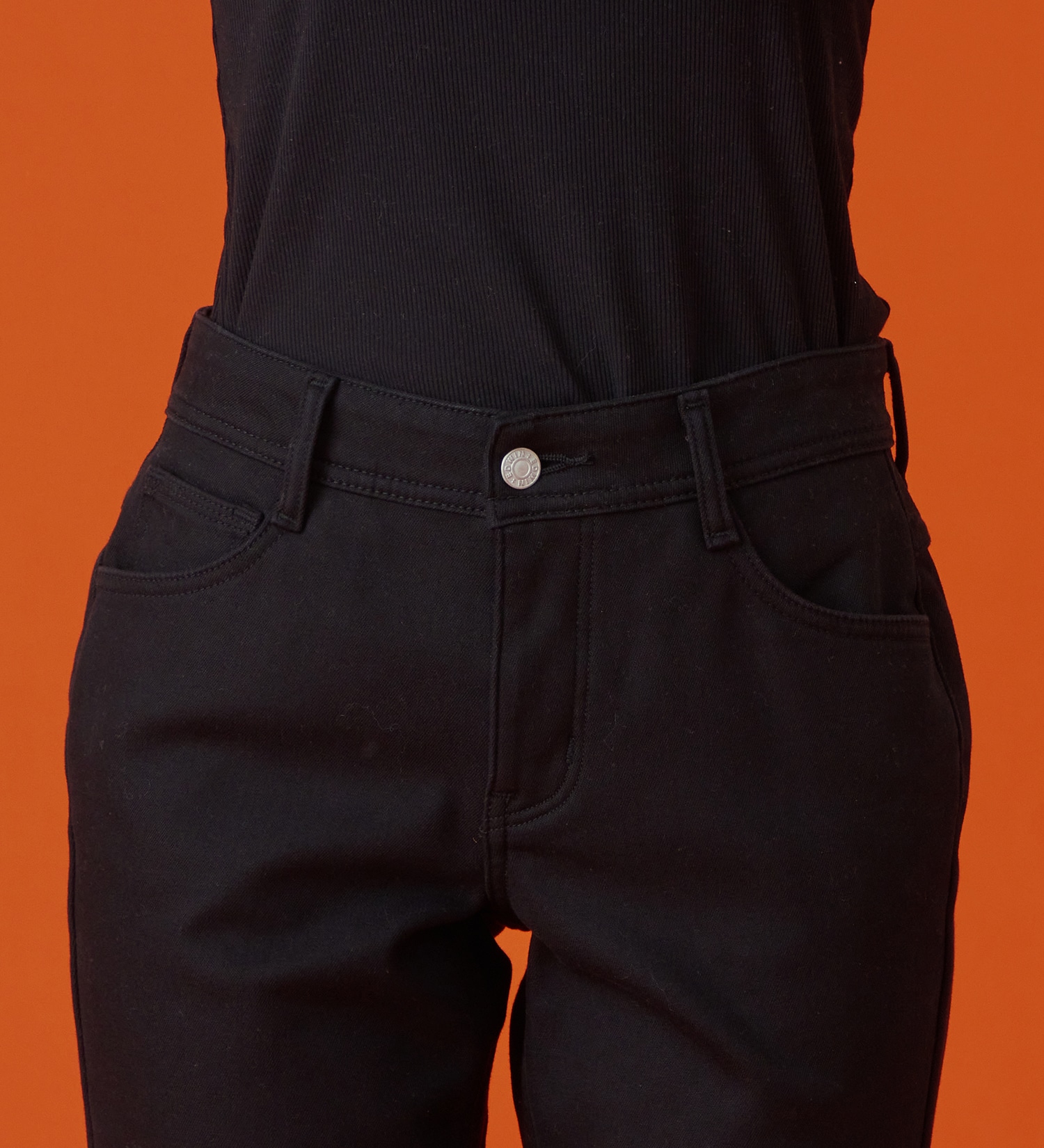 EDWIN(エドウイン)の【予約P】EDWIN LADIES インターナショナルベーシック  BODY FIREすっきりストレートデニムパンツ【暖/冬用】|パンツ/デニム / ジーンズパンツ/レディース|ブラック