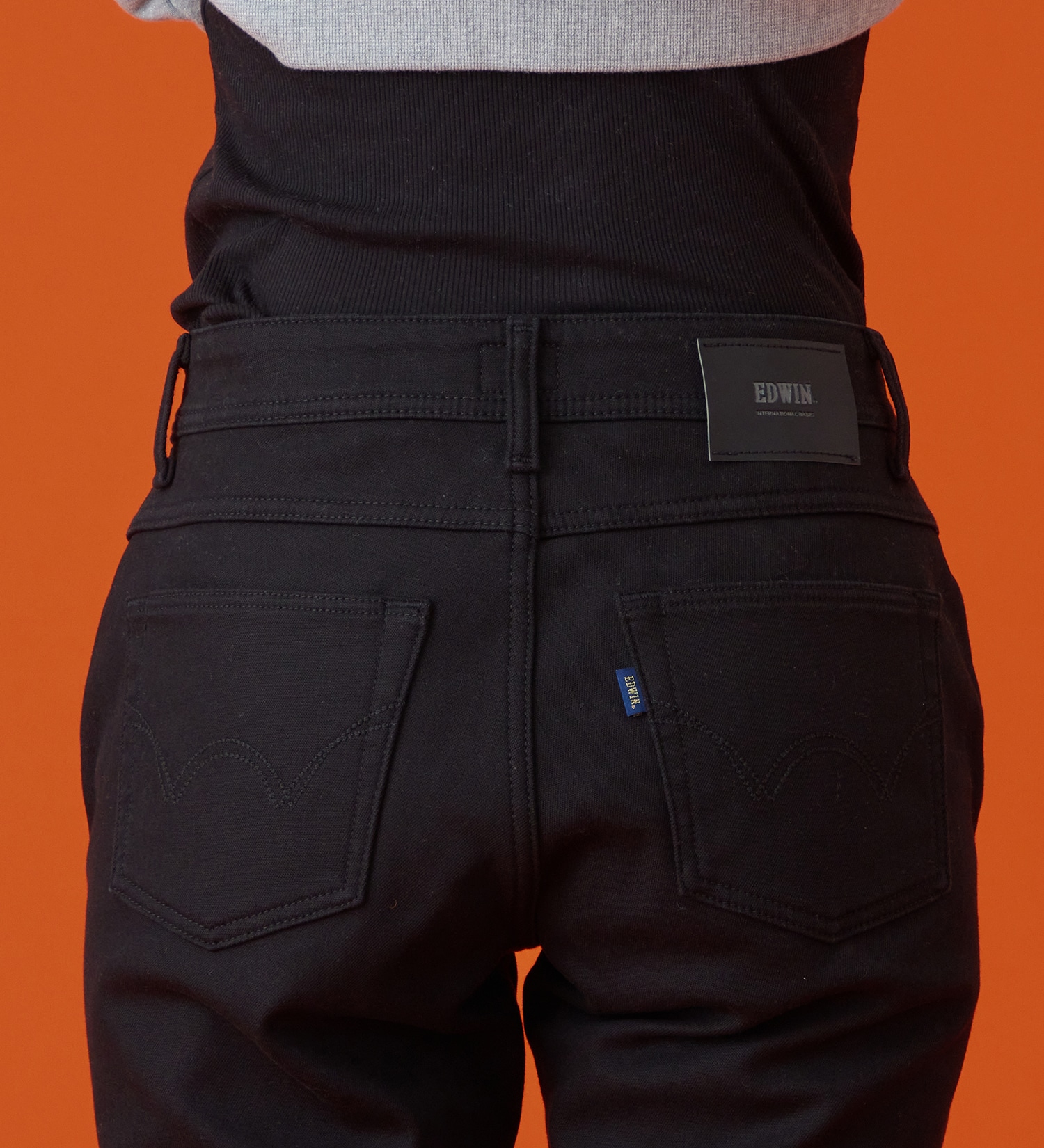 EDWIN(エドウイン)の【予約P】EDWIN LADIES インターナショナルベーシック  BODY FIREすっきりストレートデニムパンツ【暖/冬用】|パンツ/デニム / ジーンズパンツ/レディース|ブラック