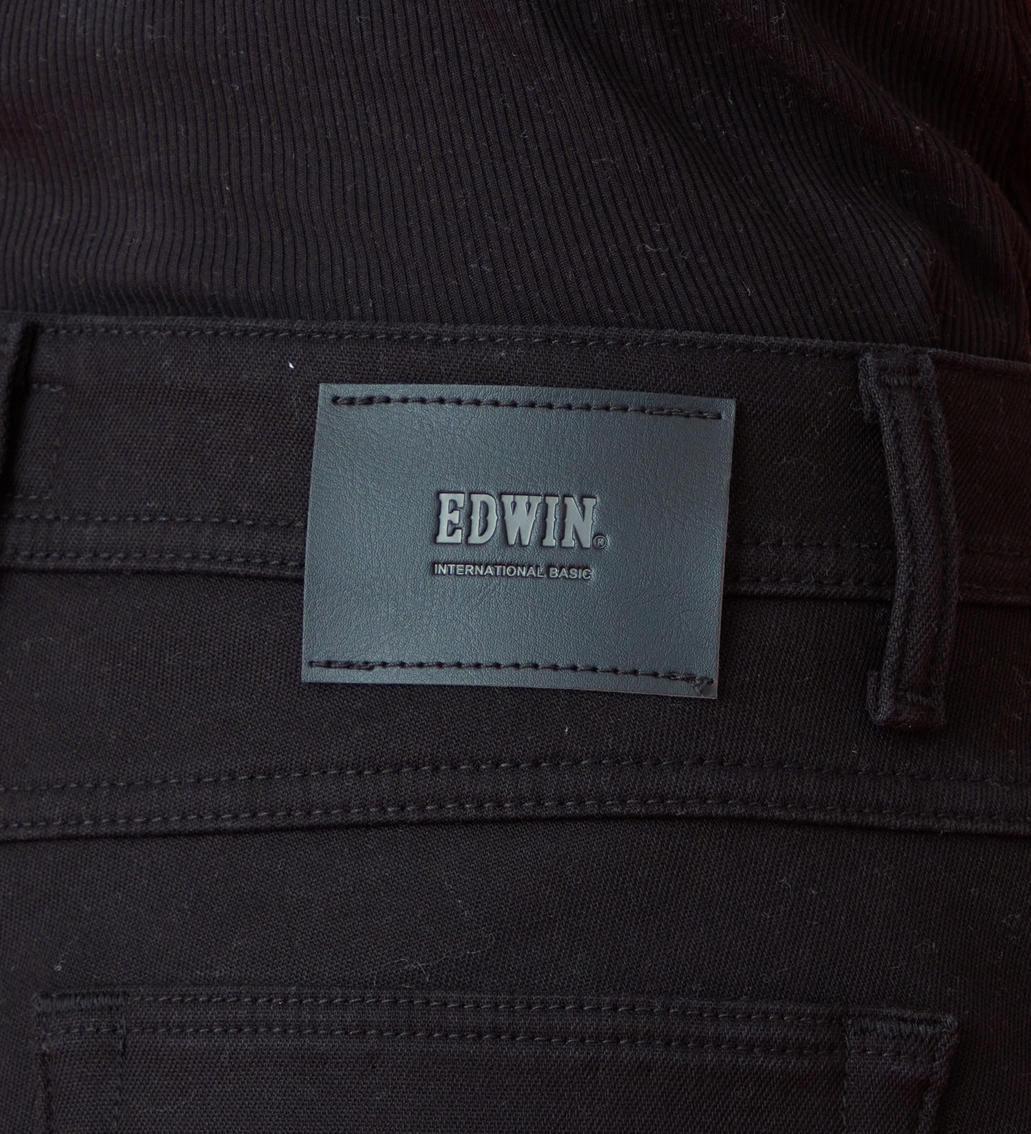 EDWIN(エドウイン)の【予約P】EDWIN LADIES インターナショナルベーシック  BODY FIREすっきりストレートデニムパンツ【暖/冬用】|パンツ/デニム / ジーンズパンツ/レディース|ブラック