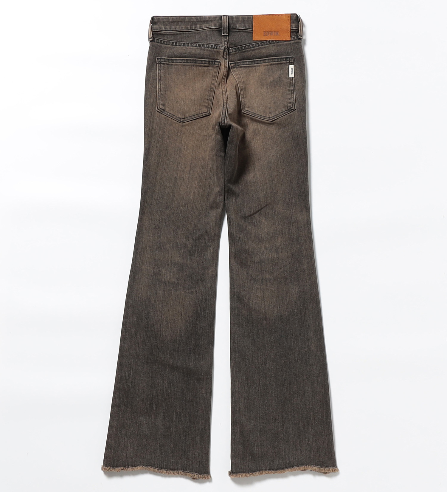 EDWIN(エドウイン)の【試着対象】EDWIN LADIES ニュークラシック ローライズ カットオフフレアデニムパンツ|パンツ/デニム / ジーンズパンツ/レディース|ブラウン系その他