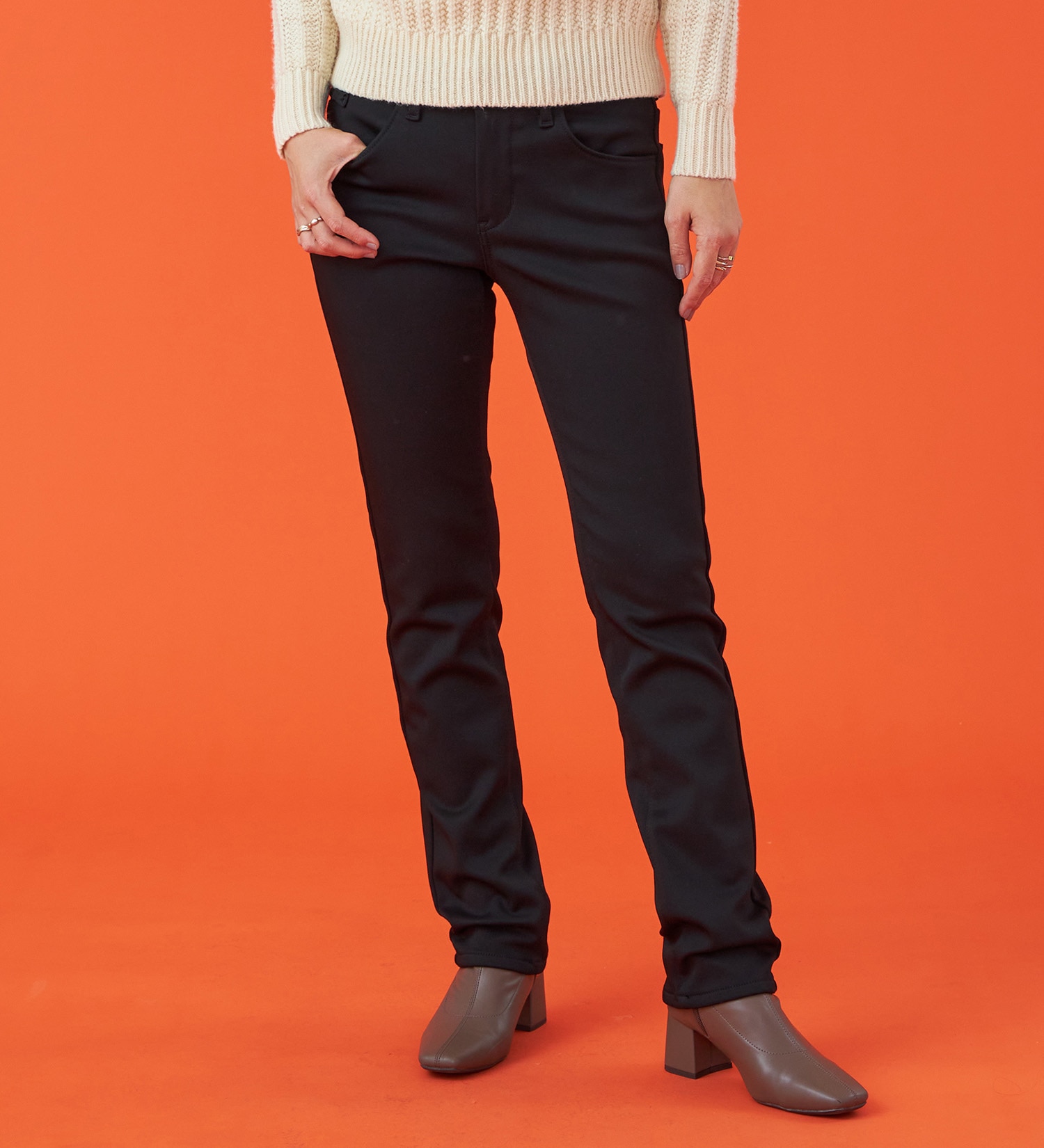 EDWIN(エドウイン)の【予約P】【WEB限定】EDWIN LADIES ハタラクロ BODY FIREスリムストレートパンツ【暖】【冬用】|パンツ/パンツ/レディース|ブラック