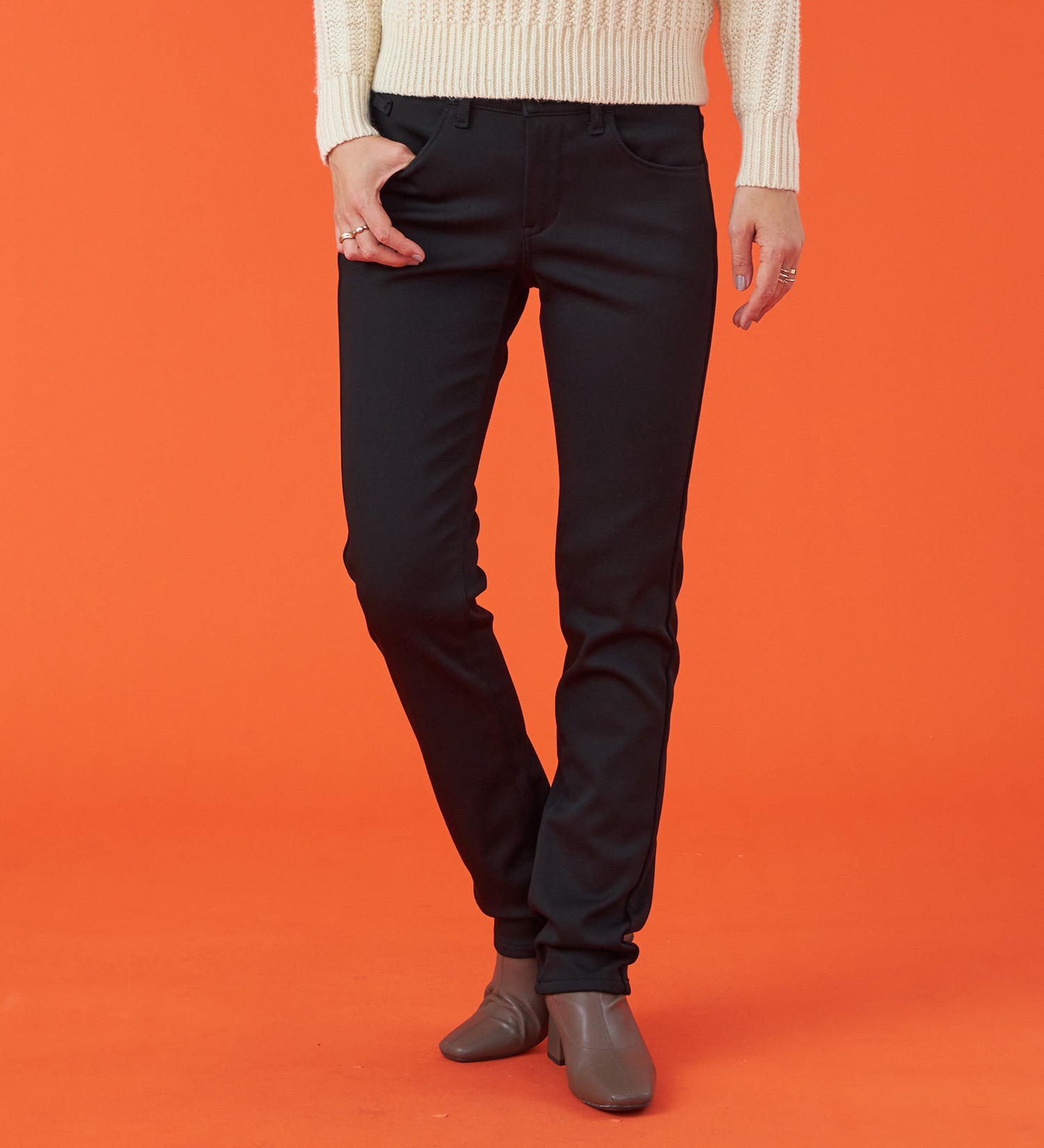 EDWIN(エドウイン)の【予約P】【WEB限定】EDWIN LADIES ハタラクロ BODY FIREスリムストレートパンツ【暖】【冬用】|パンツ/パンツ/レディース|ブラック