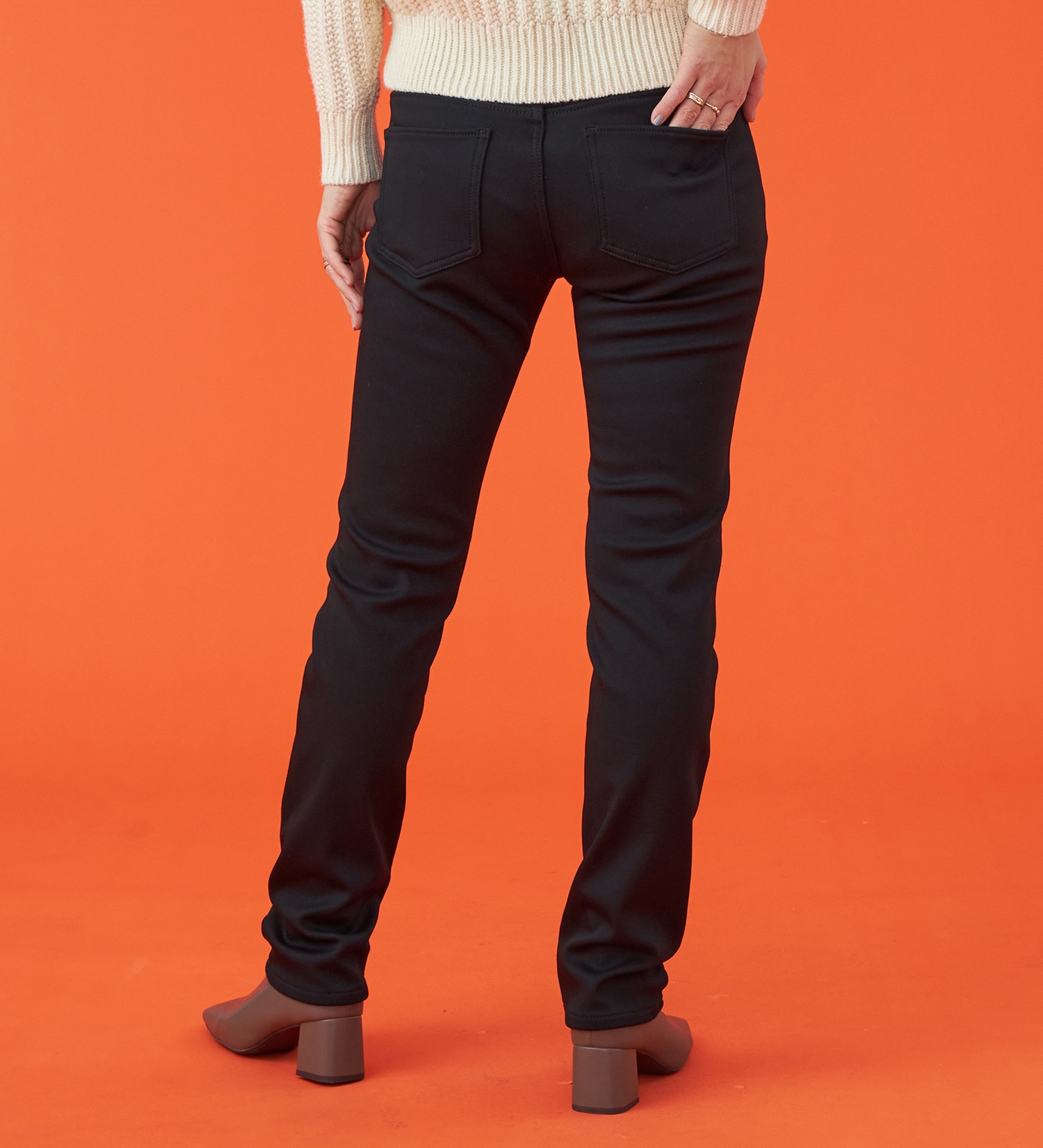 EDWIN(エドウイン)の【予約P】【WEB限定】EDWIN LADIES ハタラクロ BODY FIREスリムストレートパンツ【暖】【冬用】|パンツ/パンツ/レディース|ブラック