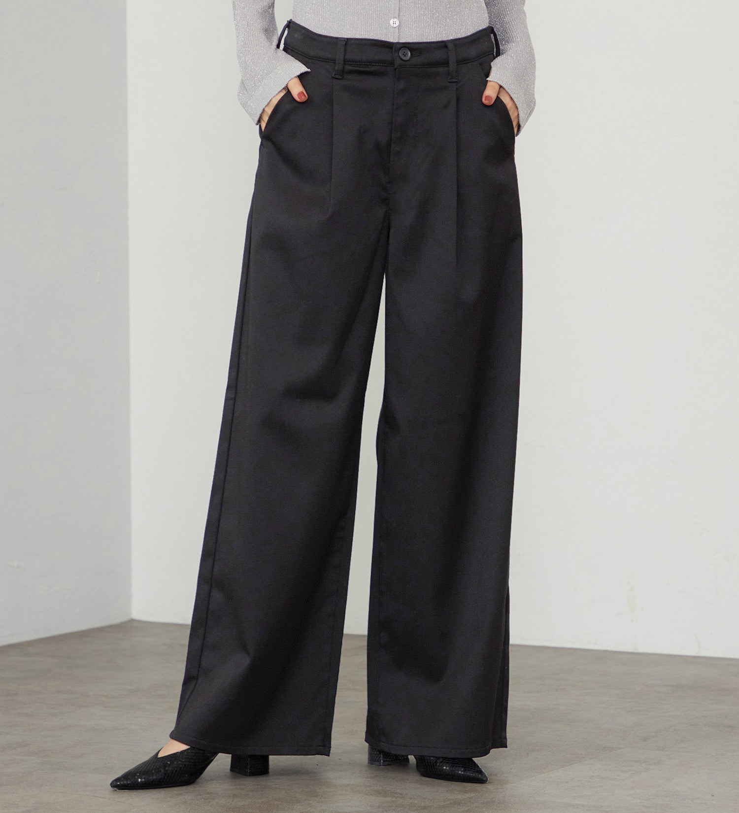 EDWIN(エドウイン)の【予約】【WEB・直営店舗限定】EDWIN LADIES ハタラクロ タックワイドスラックスパンツ|パンツ/スラックス/レディース|ブラック