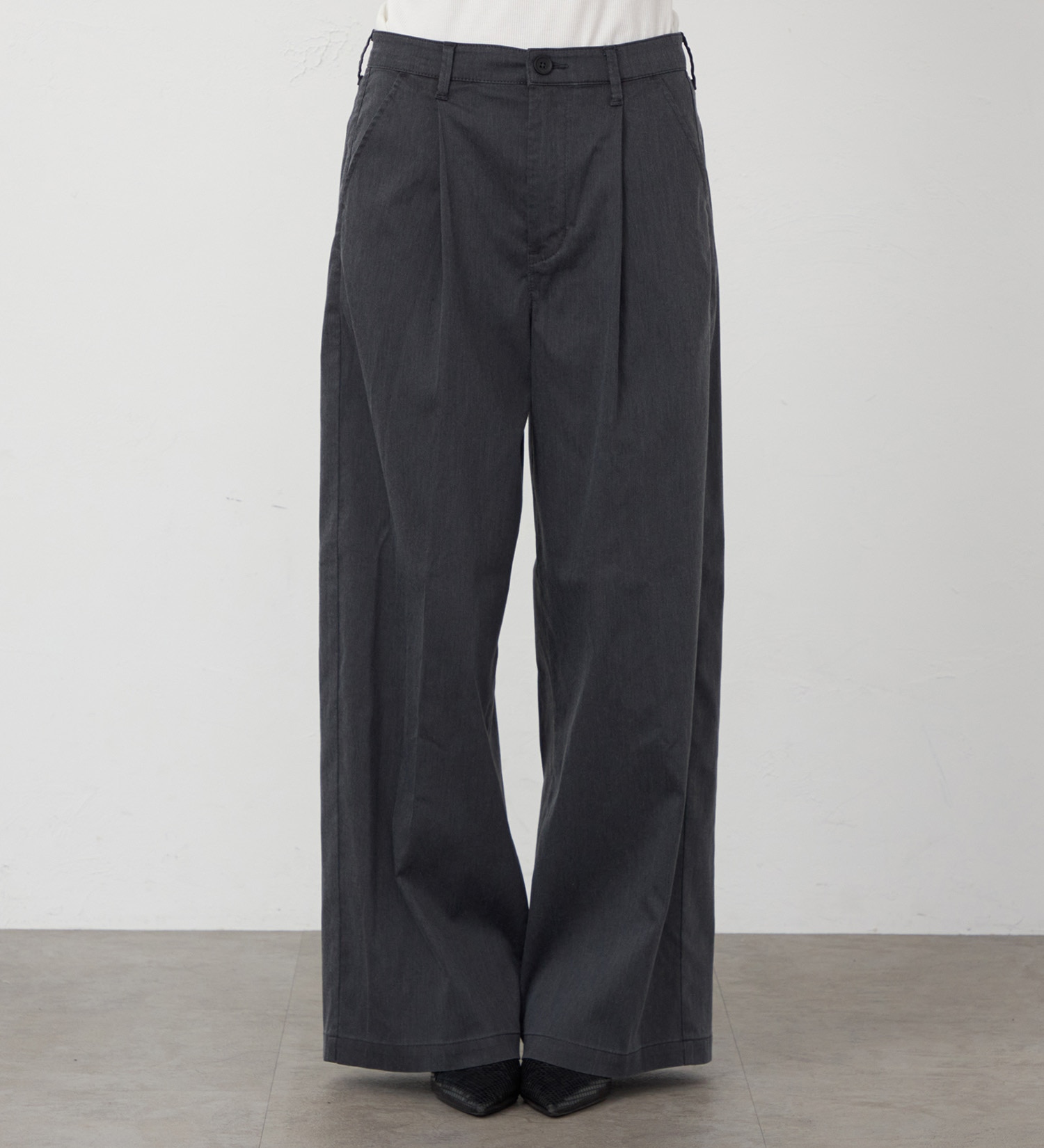 EDWIN(エドウイン)の【WEB・直営店舗限定】EDWIN LADIES キレカジ ワイドスラックスパンツ【洗える・防シワ】|パンツ/スラックス/レディース|チャコールグレー