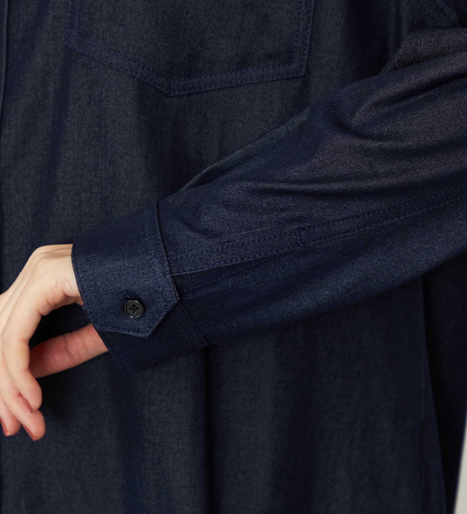 EDWIN(エドウイン)の【WEB・直営店舗限定】EDWIN LADIES ビッグフィットデニムシャツ|トップス/シャツ/ブラウス/レディース|インディゴブルー