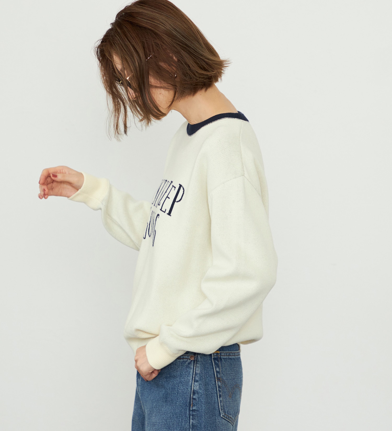 EDWIN(エドウイン)の【WEB・直営店舗限定】EDWIN LADIES レタークルーニットプルオーバー|トップス/ニット/セーター/レディース|オフホワイト