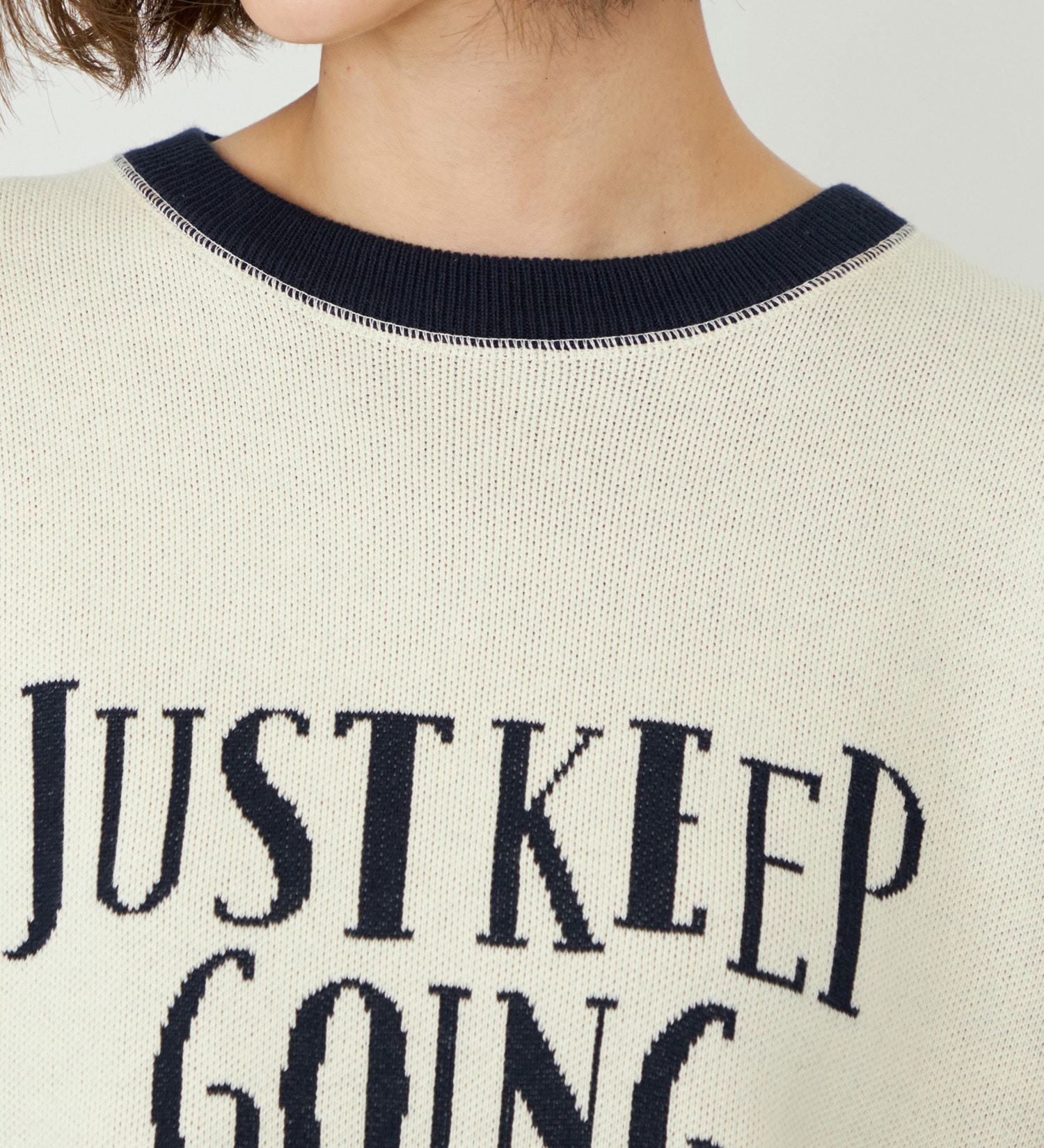 EDWIN(エドウイン)の【WEB・直営店舗限定】EDWIN LADIES レタークルーニットプルオーバー|トップス/ニット/セーター/レディース|オフホワイト