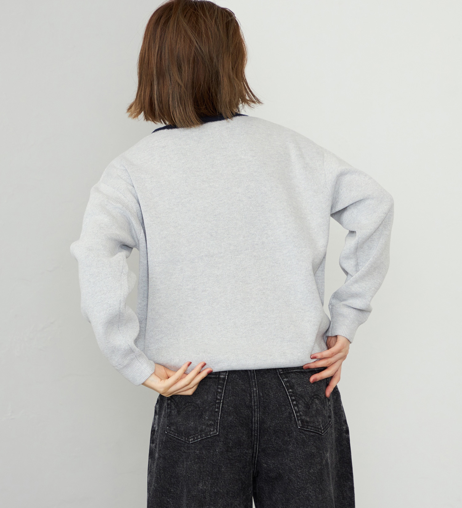 EDWIN(エドウイン)の【WEB・直営店舗限定】EDWIN LADIES レタークルーニットプルオーバー|トップス/ニット/セーター/レディース|グレー
