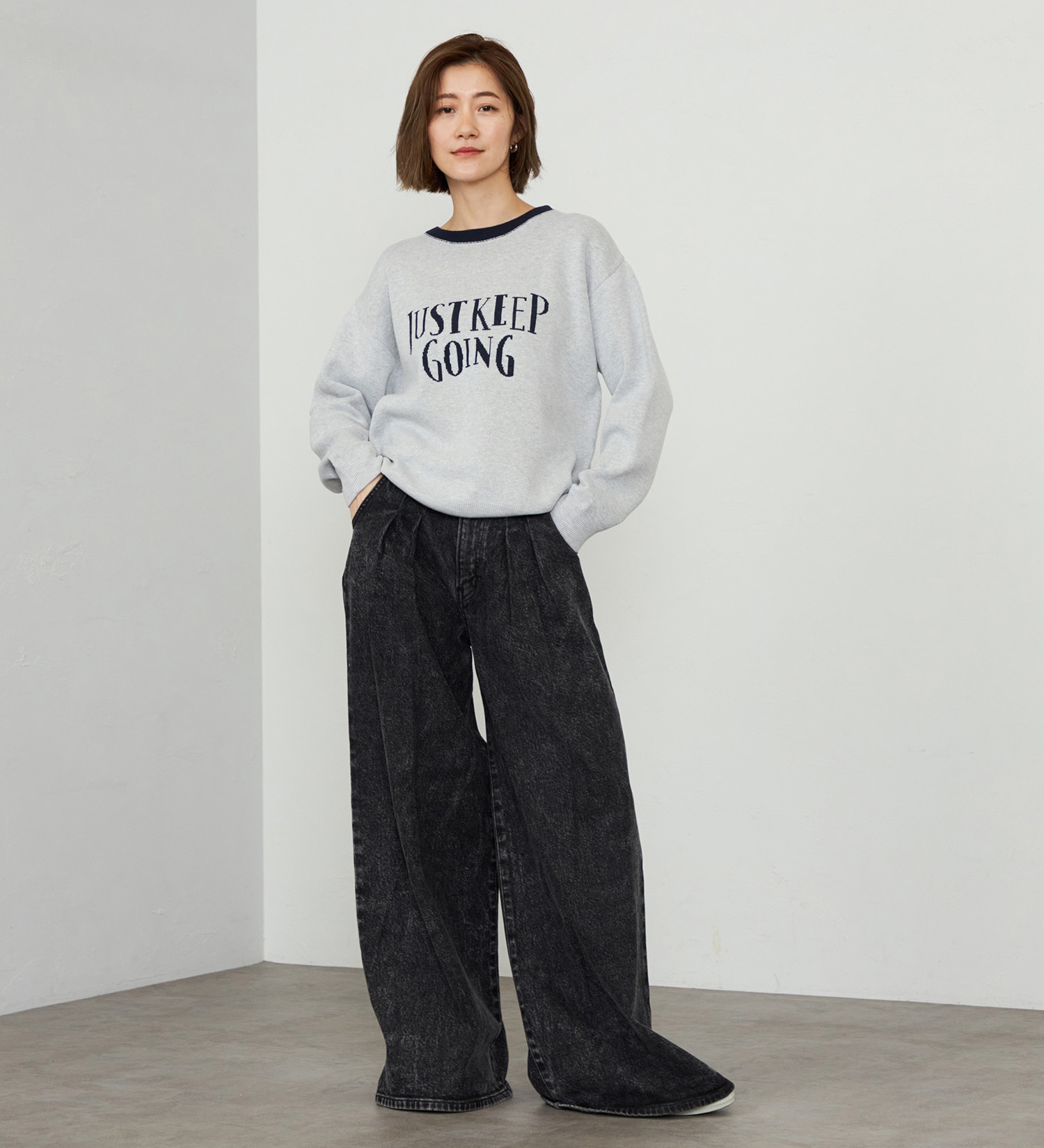 EDWIN(エドウイン)の【WEB・直営店舗限定】EDWIN LADIES レタークルーニットプルオーバー|トップス/ニット/セーター/レディース|グレー