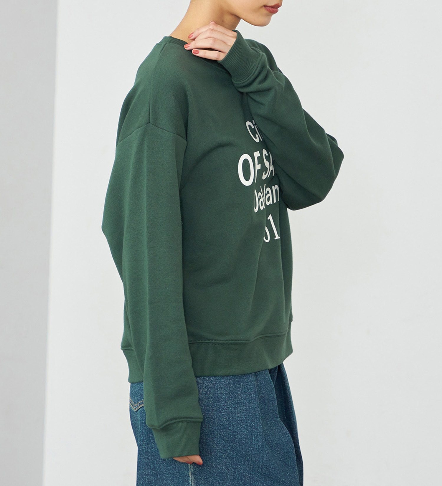 EDWIN(エドウイン)の【WEB・直営店舗限定】EDWIN LADIES クルーネックスウェット|トップス/スウェット/レディース|グリーン