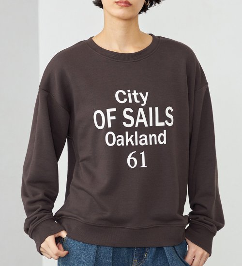 EDWIN(エドウイン)の【WEB・直営店舗限定】EDWIN LADIES クルーネックスウェット|トップス/スウェット/レディース|ブラウン