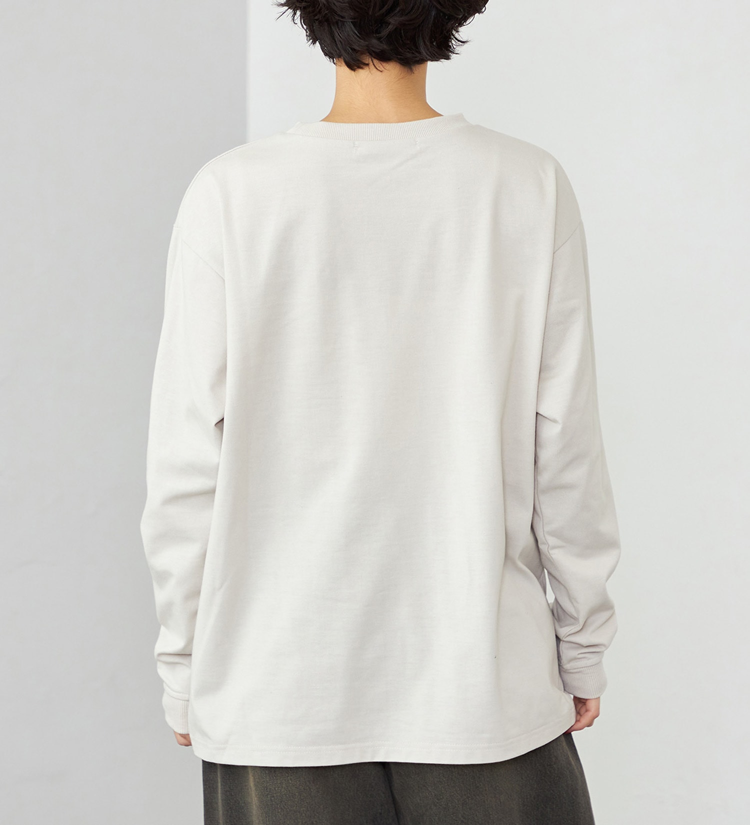 EDWIN(エドウイン)の【WEB・直営店舗限定】EDWIN LADIES オーバーサイズロンT/長袖|トップス/Tシャツ/カットソー/レディース|アイボリー