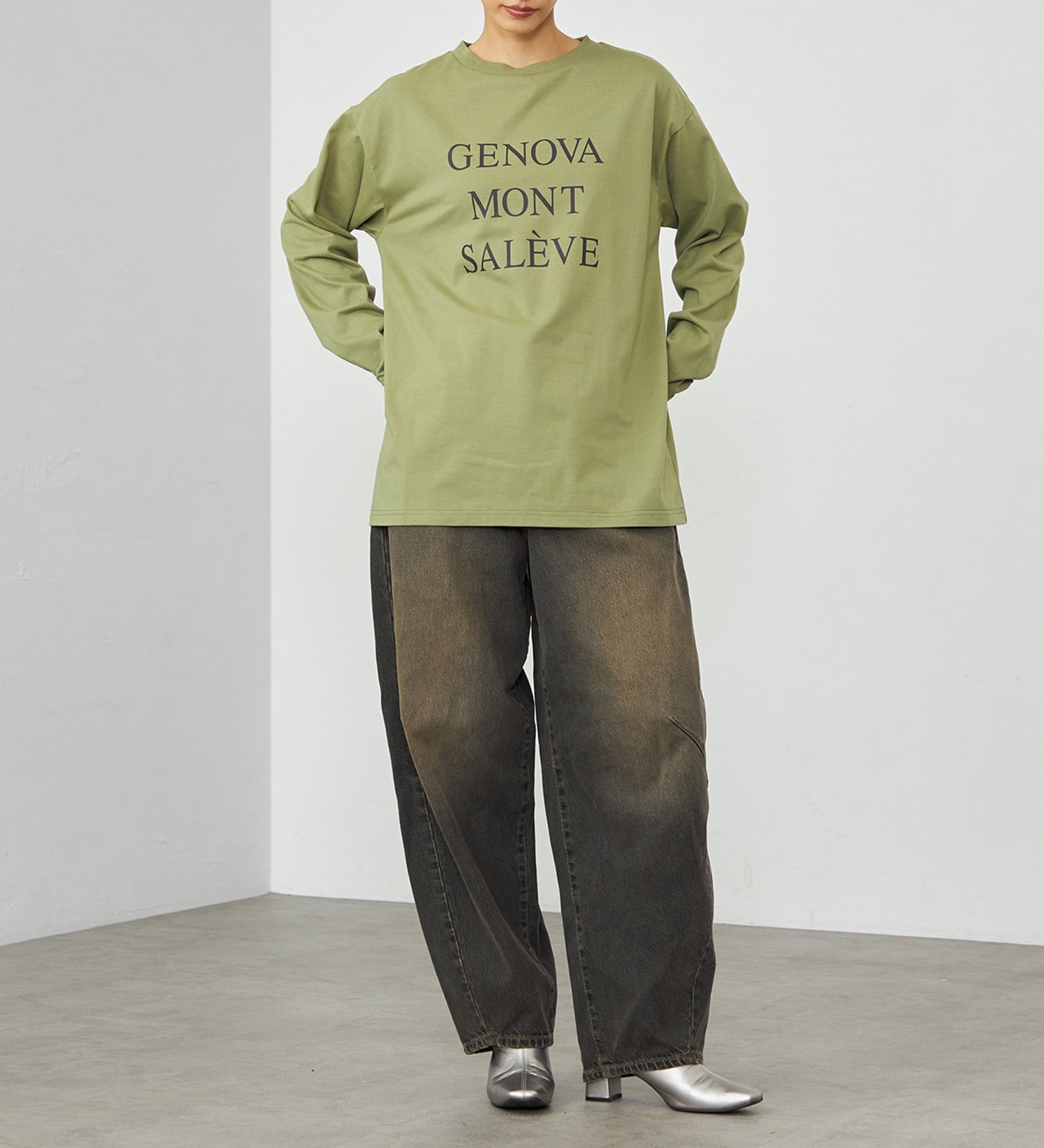 EDWIN(エドウイン)の【WEB・直営店舗限定】EDWIN LADIES オーバーサイズロンT/長袖|トップス/Tシャツ/カットソー/レディース|カーキ