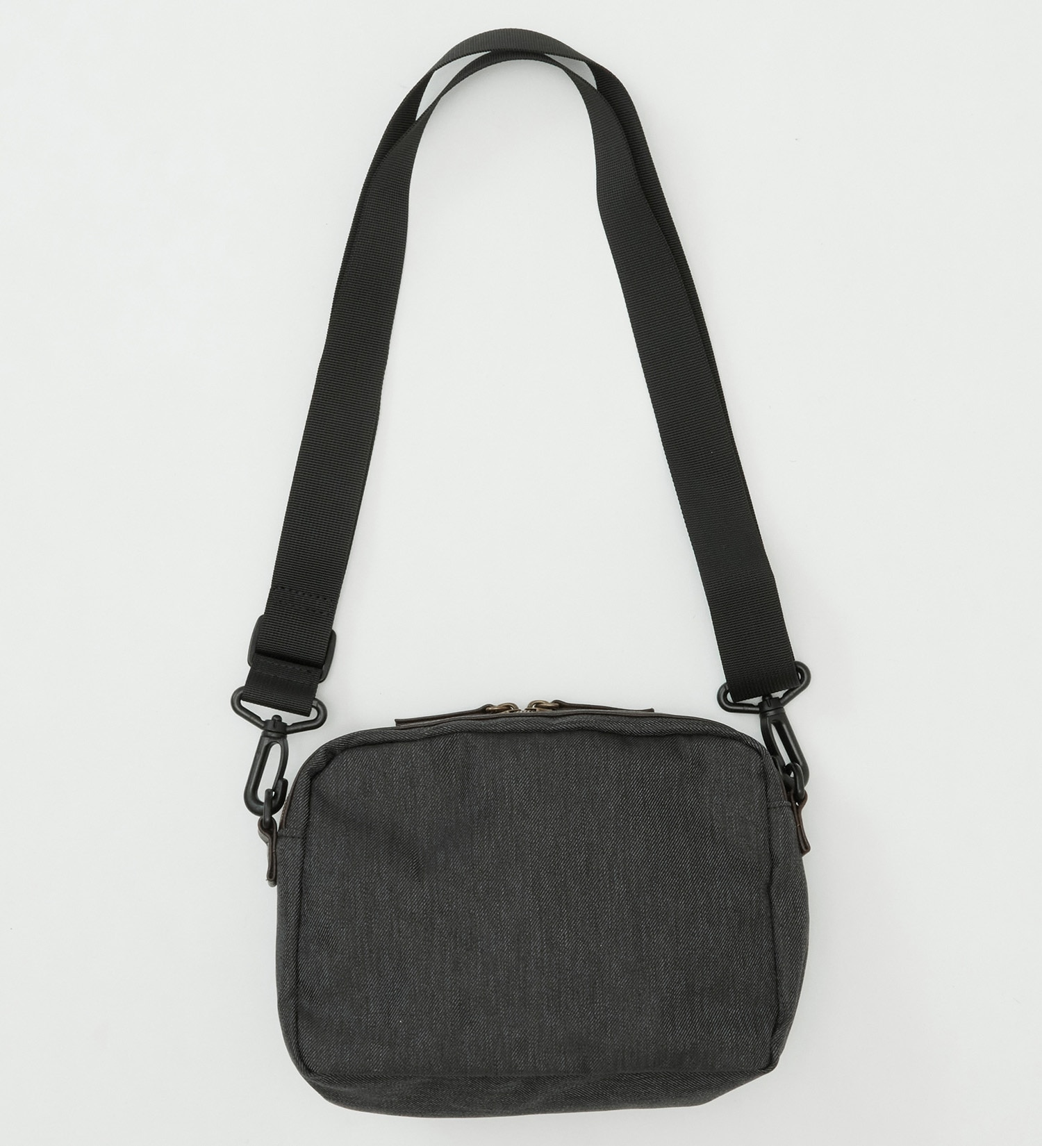 EDWIN(エドウイン)のフラップ ミニショルダーバッグ 0411517|バッグ/ショルダーバッグ/メンズ|グレー