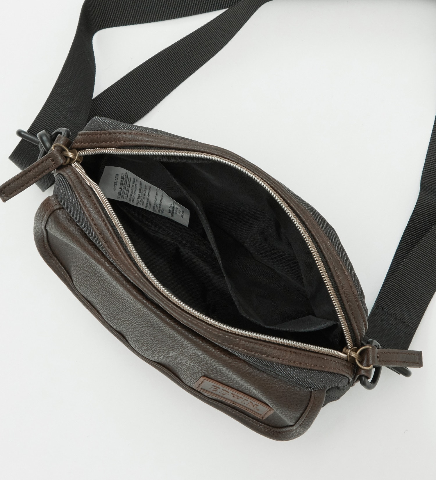 EDWIN(エドウイン)のフラップ ミニショルダーバッグ 0411517|バッグ/ショルダーバッグ/メンズ|グレー