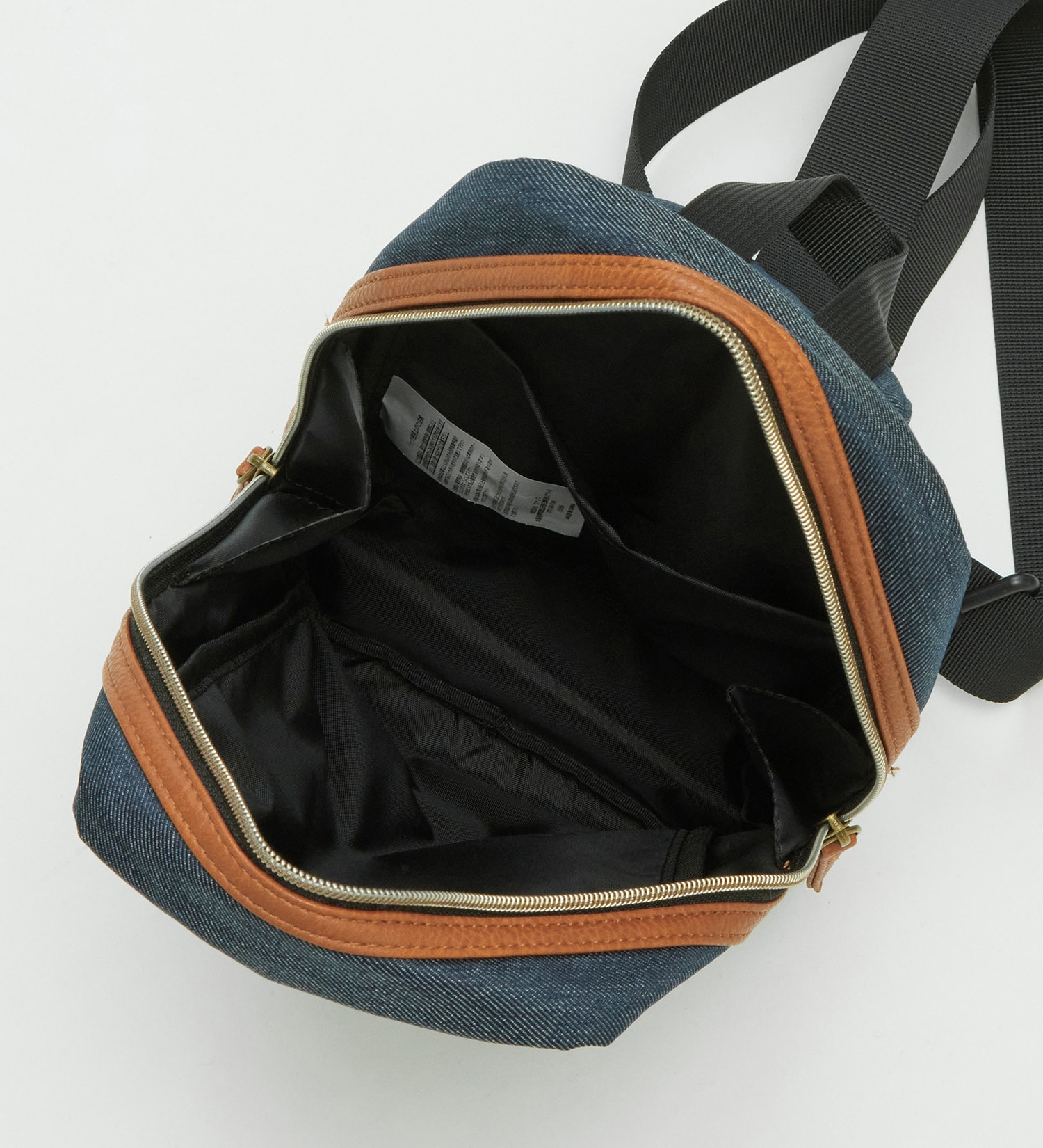 EDWIN(エドウイン)のボディバッグ 0411519|バッグ/ボディバッグ/ウェストポーチ/メンズ|ネイビー