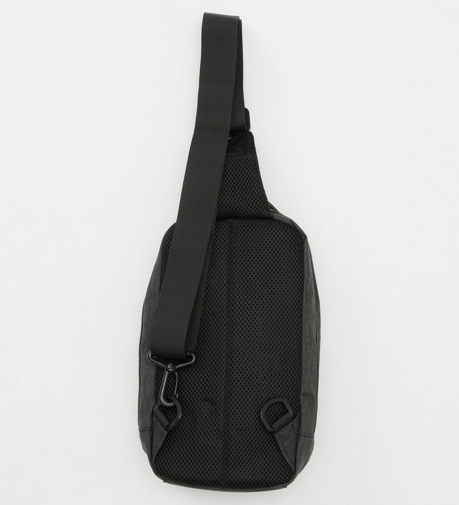 EDWIN(エドウイン)のボディバッグ 0411519|バッグ/ボディバッグ/ウェストポーチ/メンズ|グレー