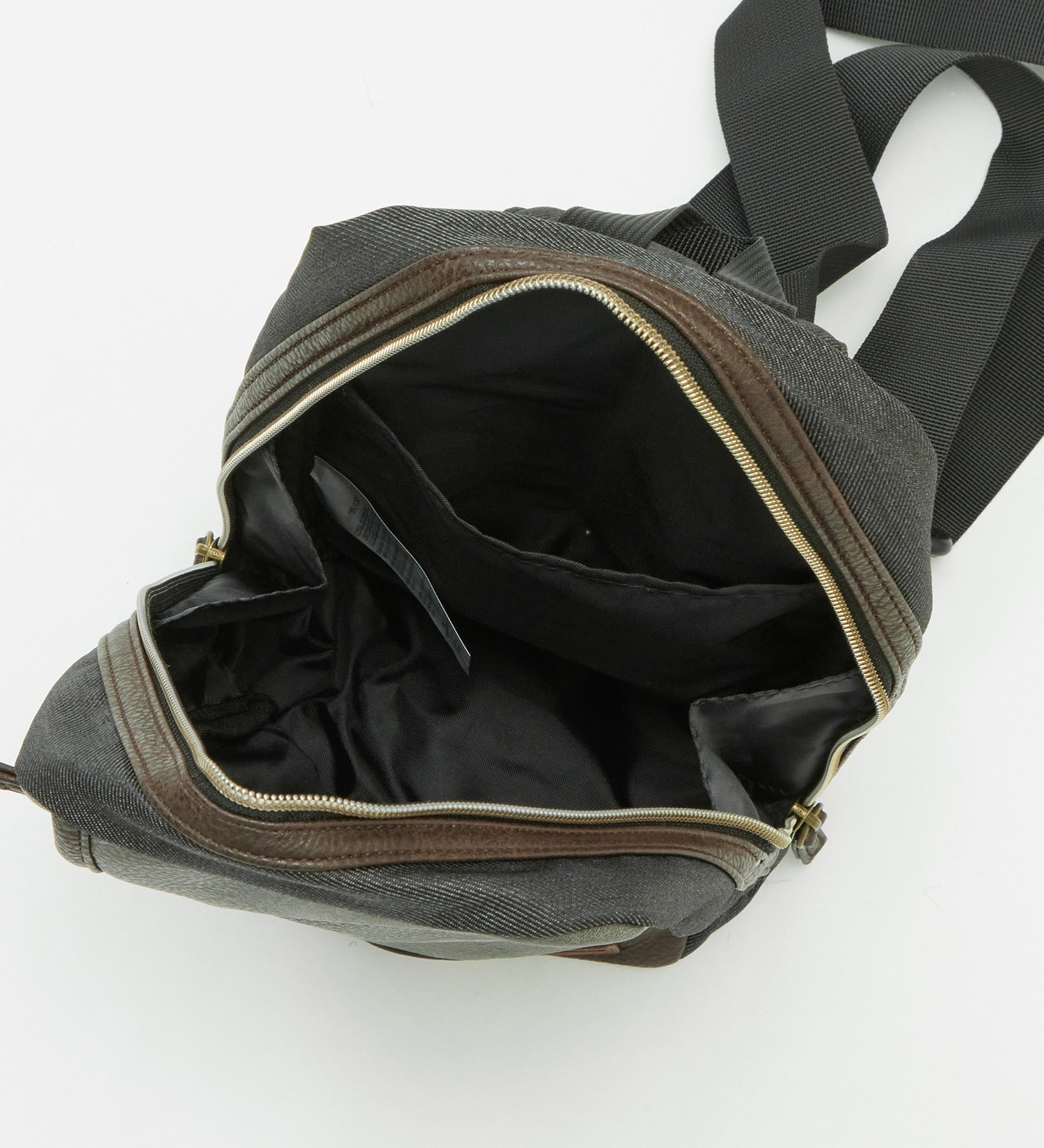 EDWIN(エドウイン)のボディバッグ 0411519|バッグ/ボディバッグ/ウェストポーチ/メンズ|グレー