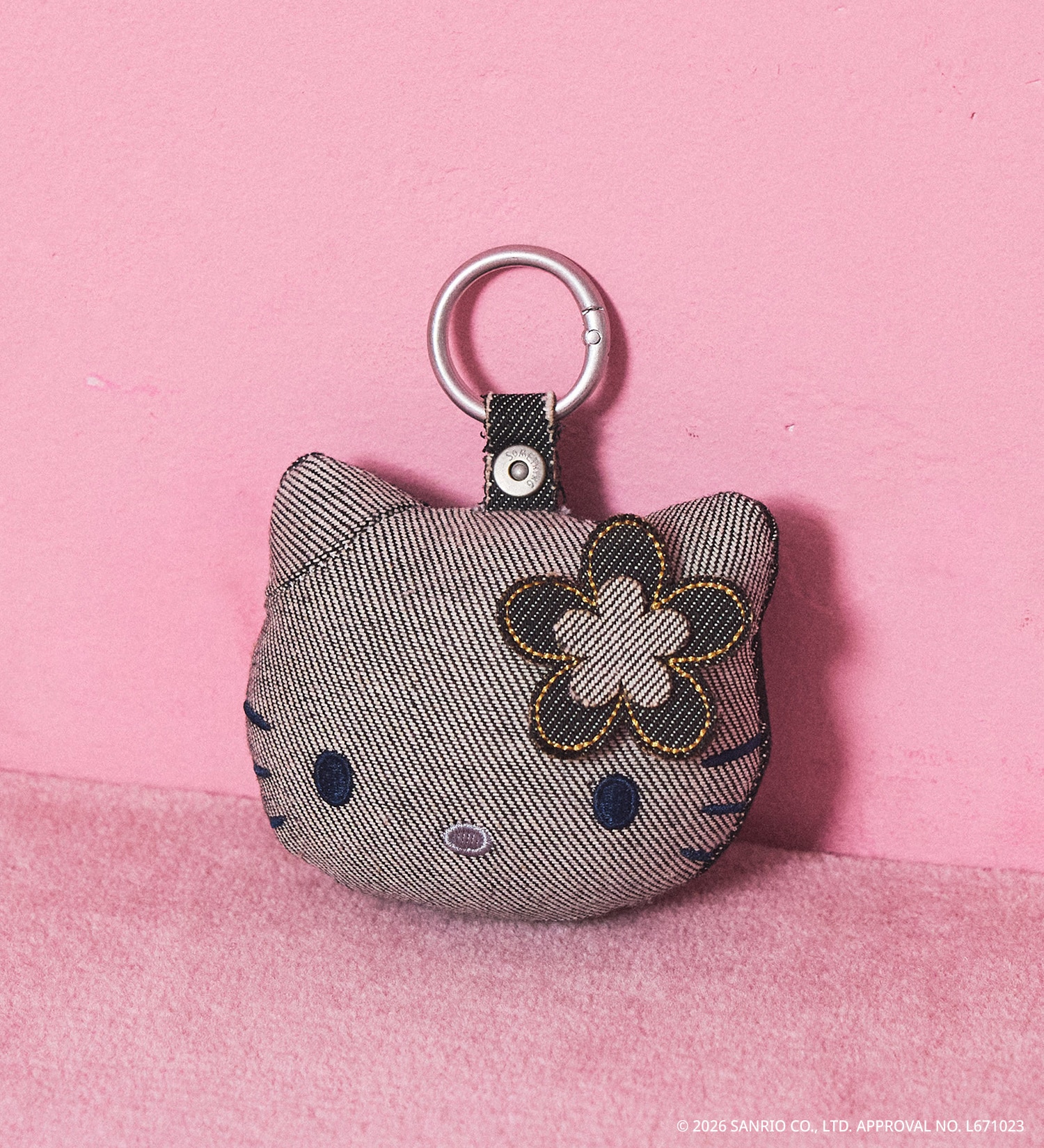 SOMETHING(サムシング)のSOMETHING×HELLO KITTY FACE TAG|ファッション雑貨/その他雑貨/レディース|インディゴブルー