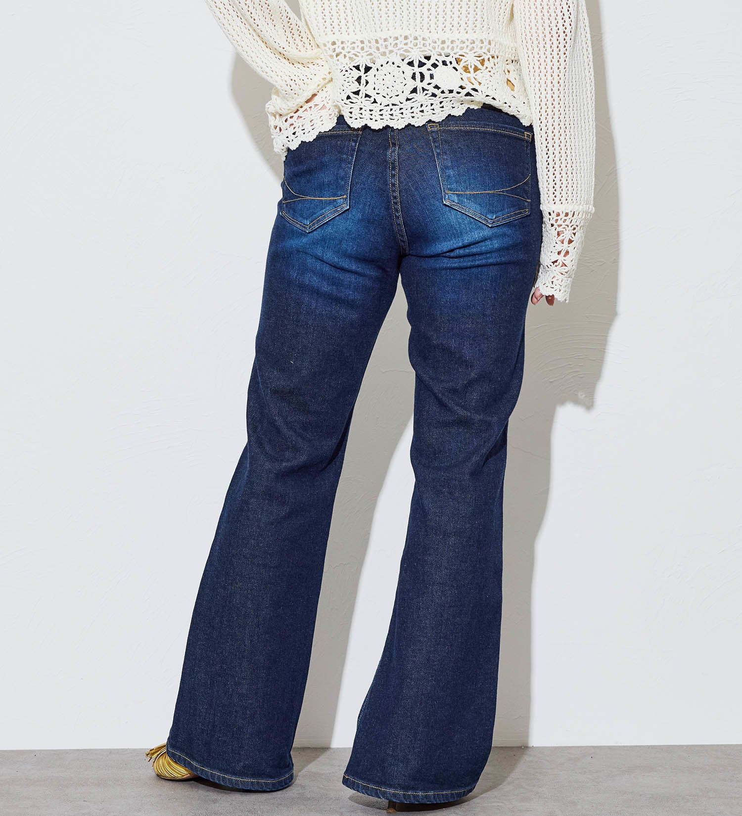 SOMETHING(サムシング)の【予約】SOMETHING×なつぽい コラボジーンズ POI FLARE|パンツ/デニム/ジーンズパンツ/レディース|濃色ブルー