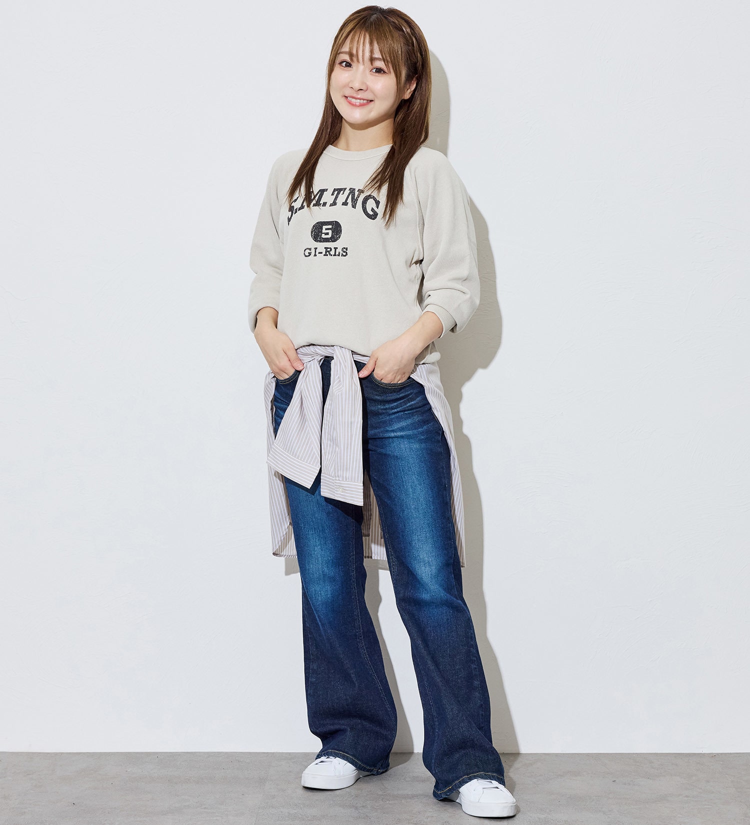 SOMETHING(サムシング)の【予約】SOMETHING×なつぽい コラボジーンズ POI FLARE|パンツ/デニム/ジーンズパンツ/レディース|濃色ブルー