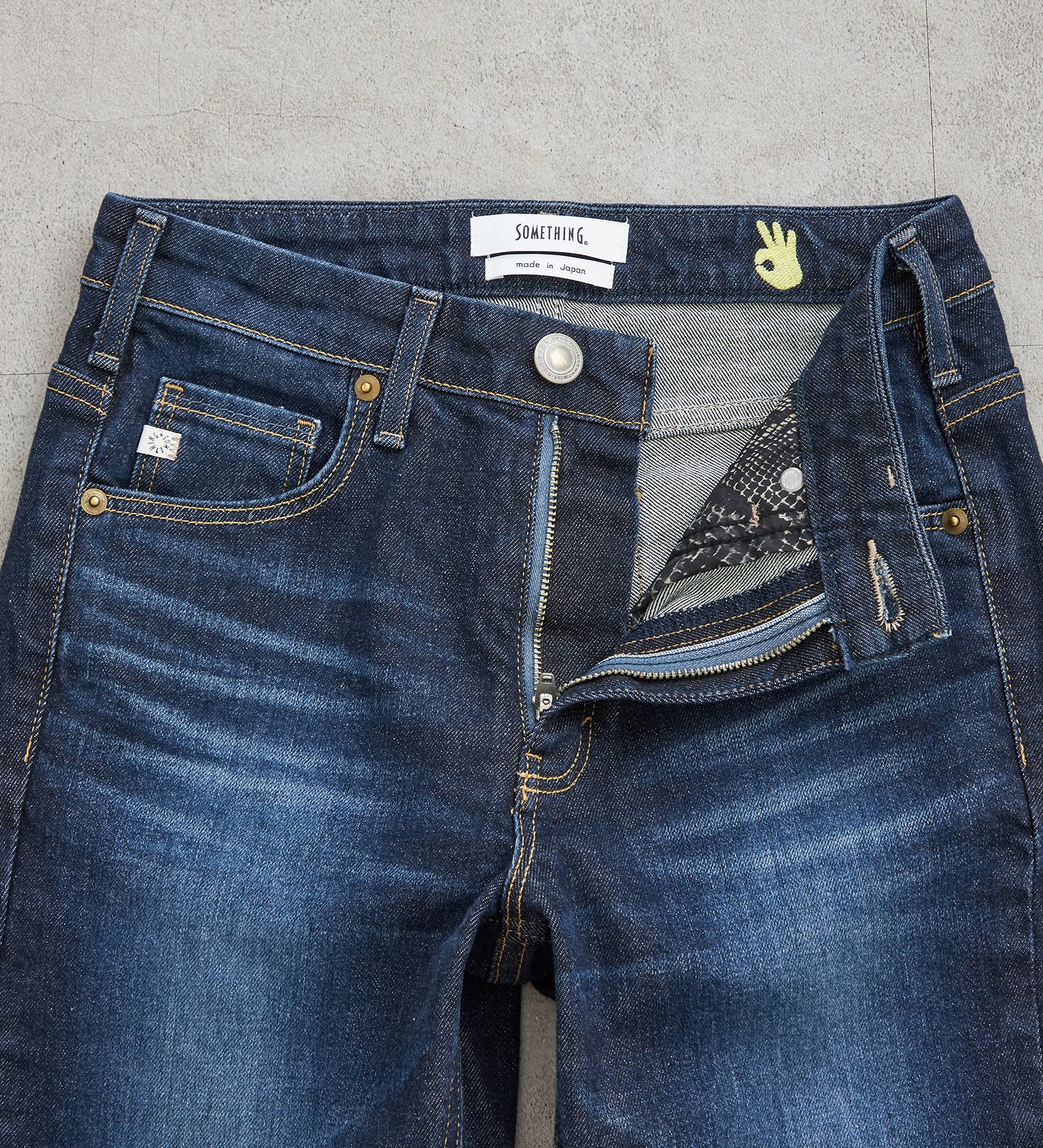 SOMETHING(サムシング)の【予約】SOMETHING×なつぽい コラボジーンズ POI FLARE|パンツ/デニム/ジーンズパンツ/レディース|濃色ブルー