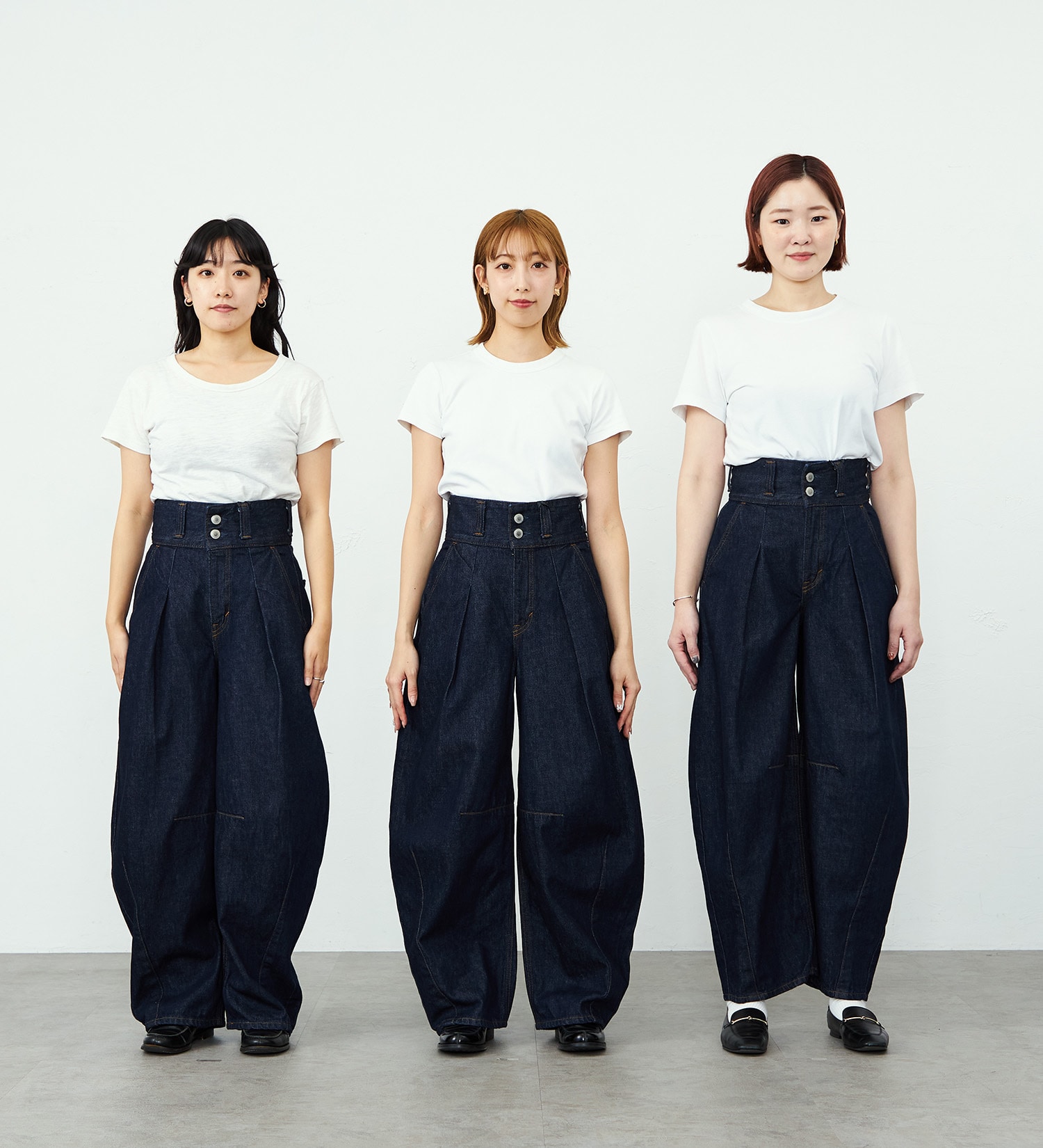 SOMETHING(サムシング)のatelier SOMETHING TLEB BALLOON DENIM PANTS/カーブデニムパンツ|パンツ/デニム/ジーンズパンツ/レディース|インディゴブルー